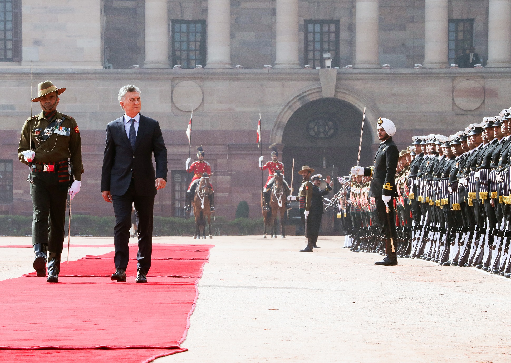 Macri fue recibido por el presidente de la India, Ram Nath Kovin