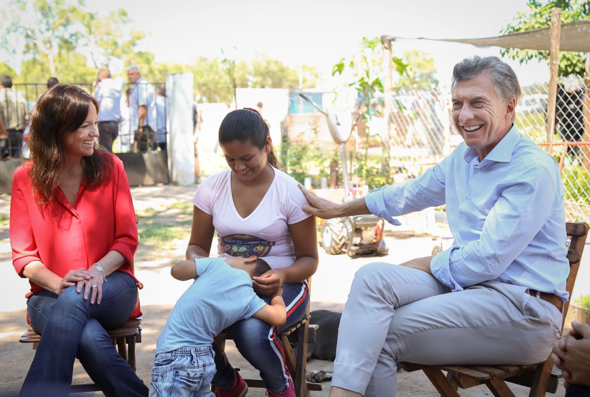Macri visitó una huerta comunitaria en un pequeño pueblo de Santiago del Estero