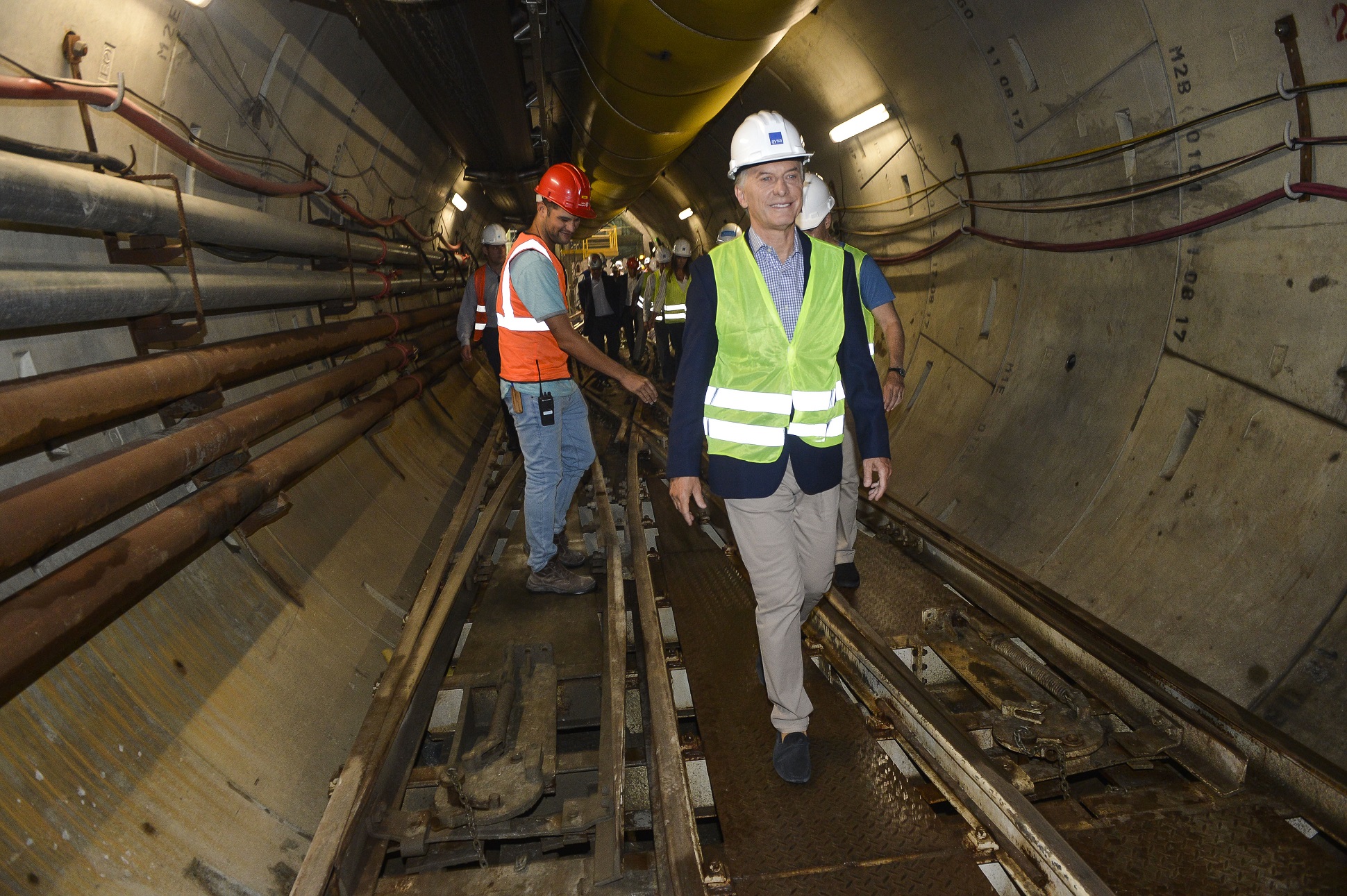 Macri recorrió una obra cloacal que beneficiará a 4,3 millones de personas