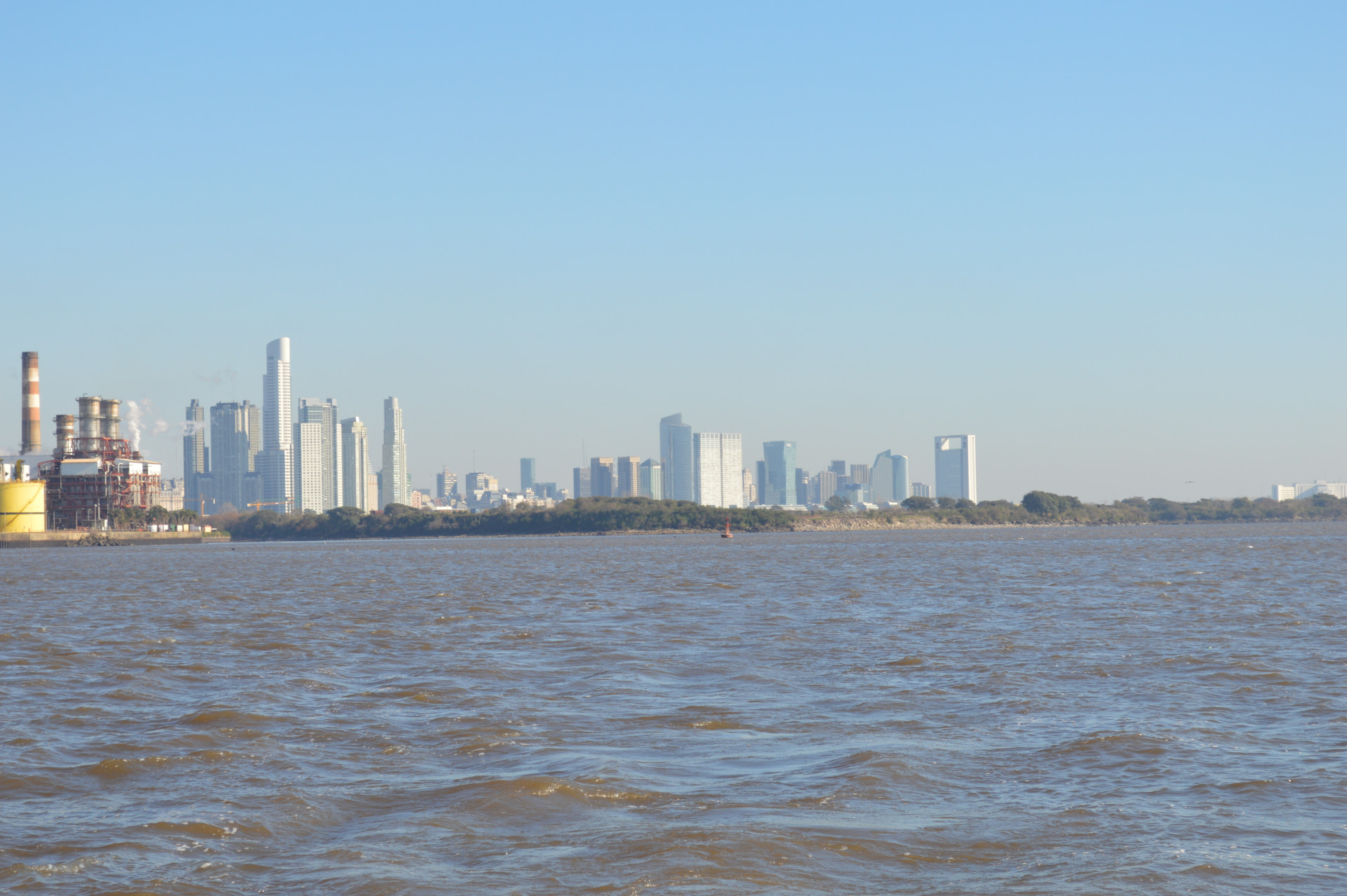 Ambiente controló la calidad del agua en la costa del río de la Plata