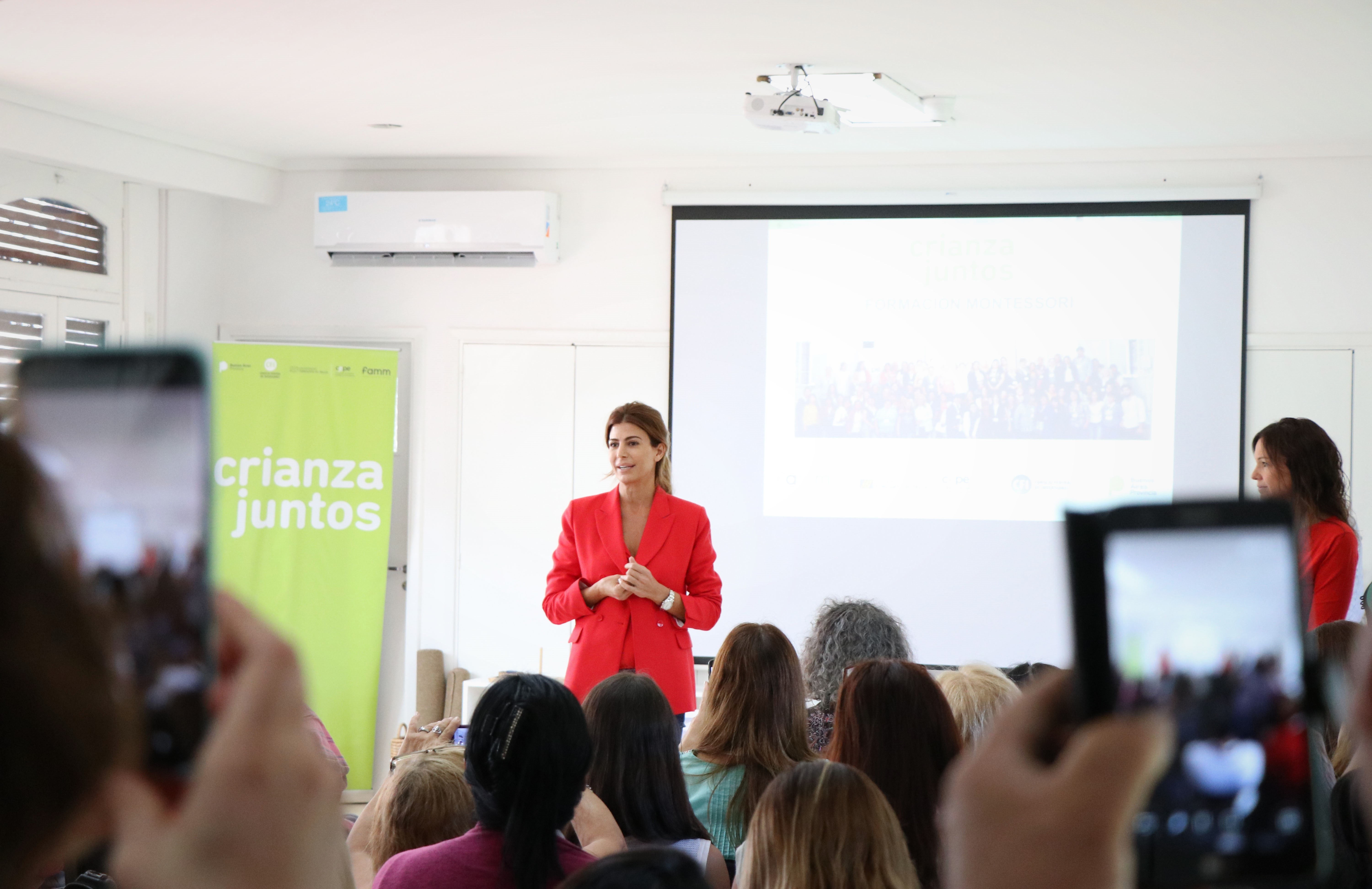 Juliana Awada recorrió las instalaciones de la Fundación Argentina María Montessori