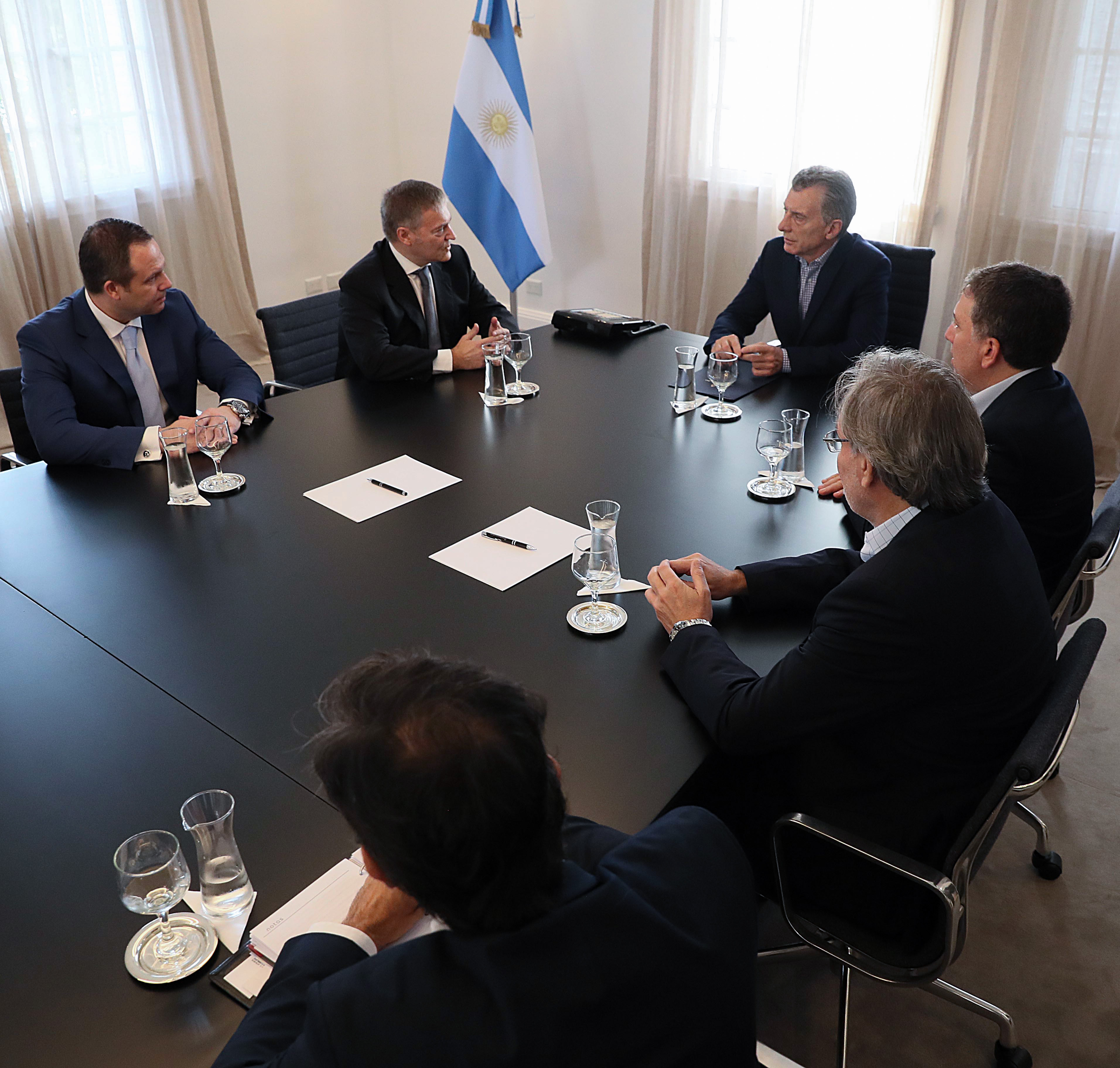 International mining companies present project to President Macri to extract gold and copper in Argentina’s Catamarca province
