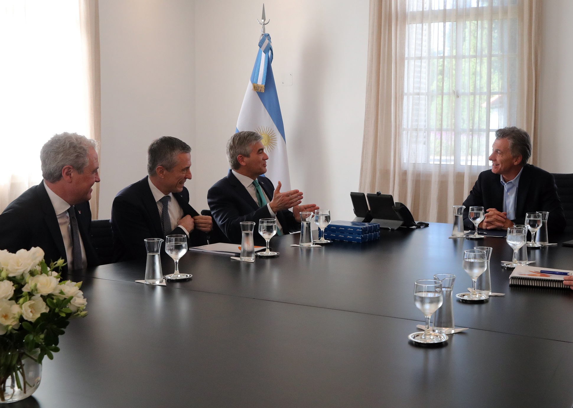 Macri recibió a representantes de la empresa española Naturgy