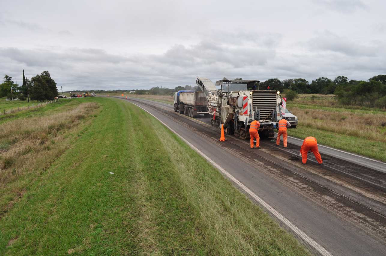 Se inició repavimentación de un tramo de la Ruta 11 entre Santa Fe y Chaco