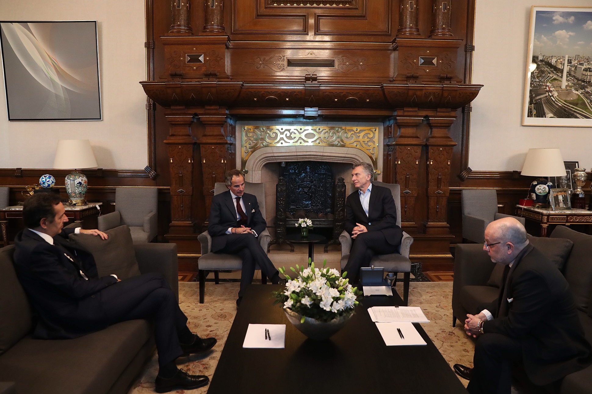 El Presidente recibió al candidato argentino a presidir el OIEA