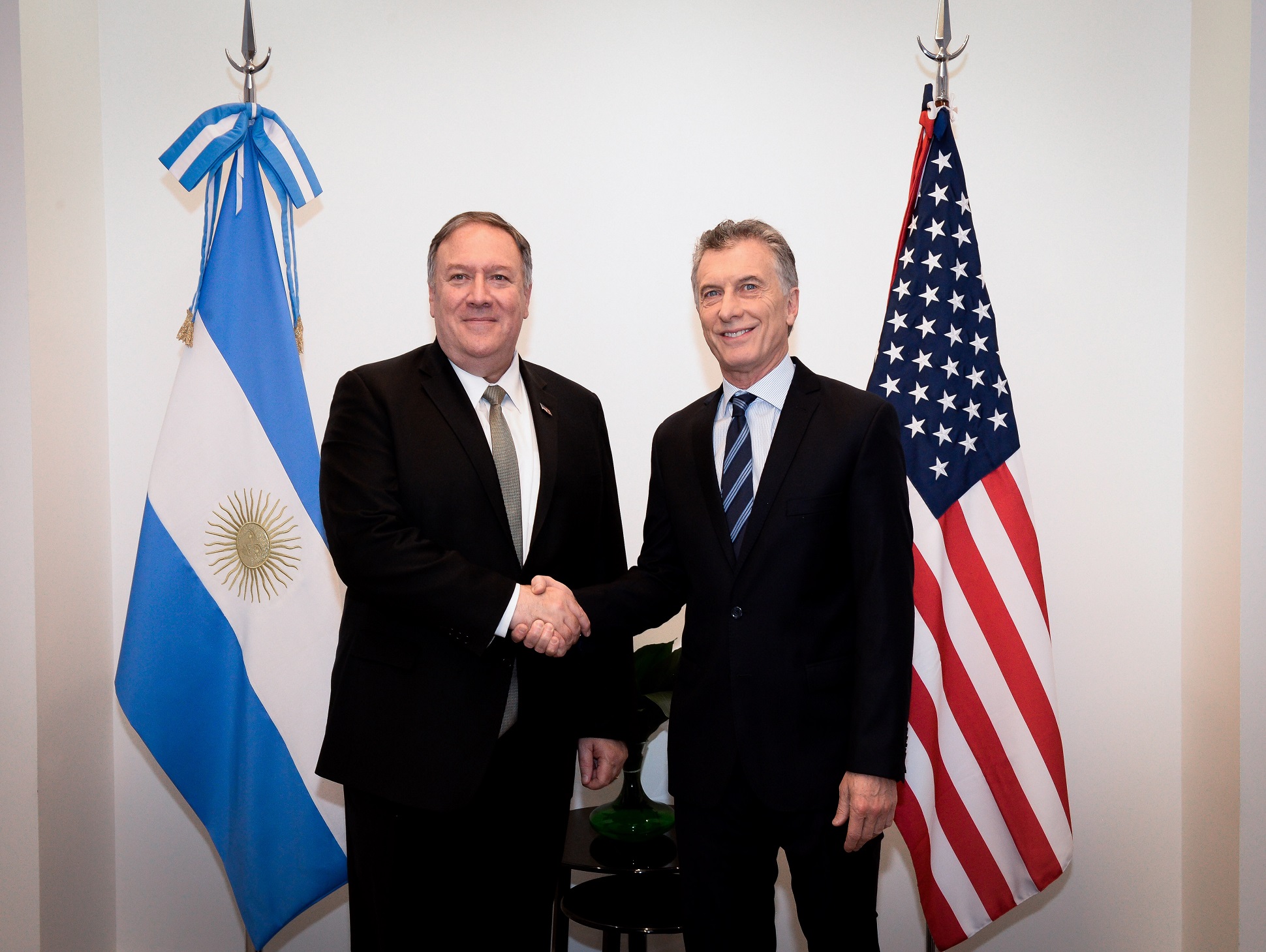 Macri recibió al secretario de Estado del gobierno de los Estados Unidos