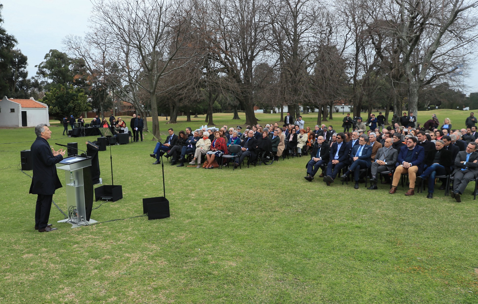 “Los argentinos queremos vivir en paz, respetando al que piensa distinto”