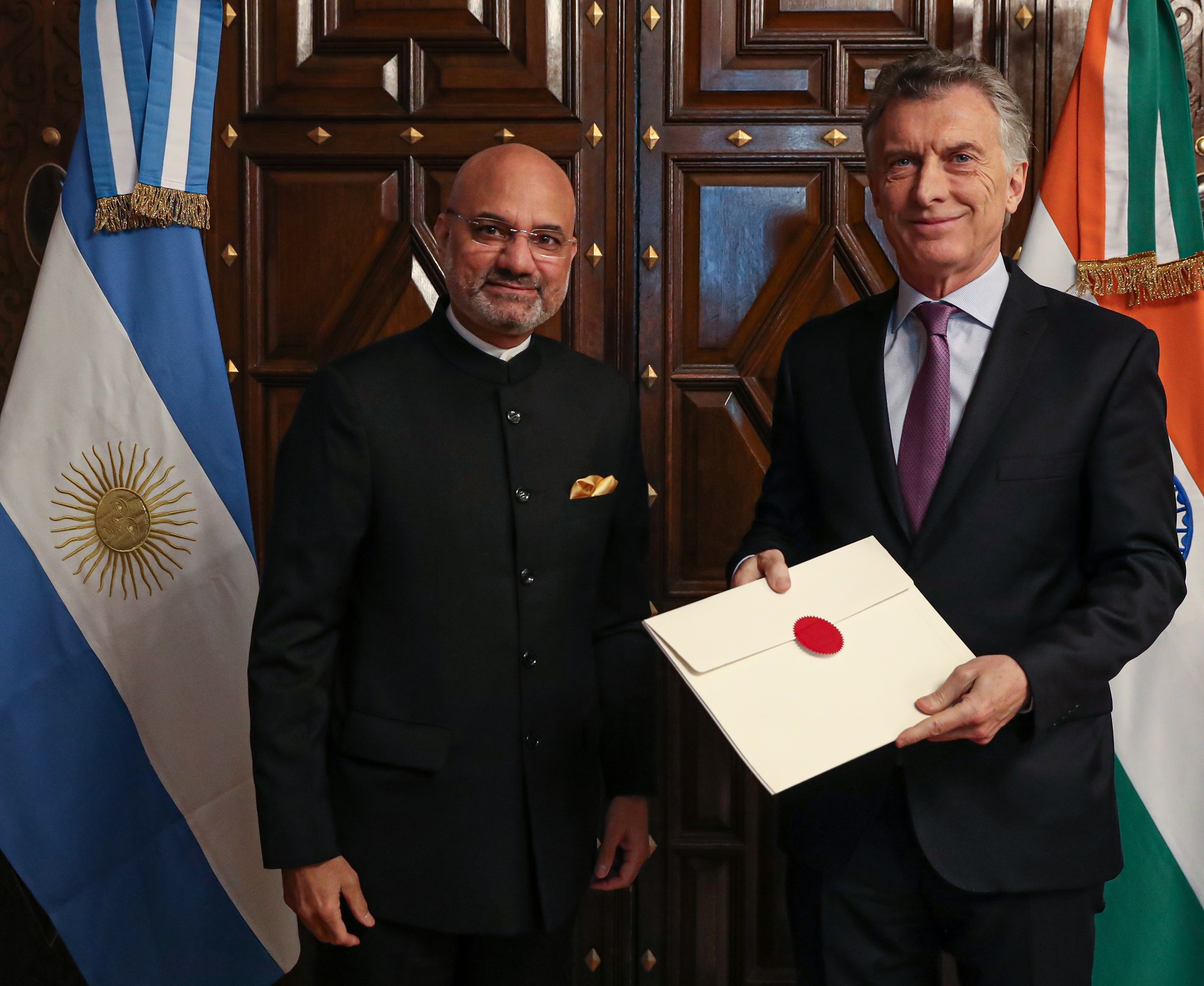 Macri recibió las cartas credenciales de cinco nuevos embajadores