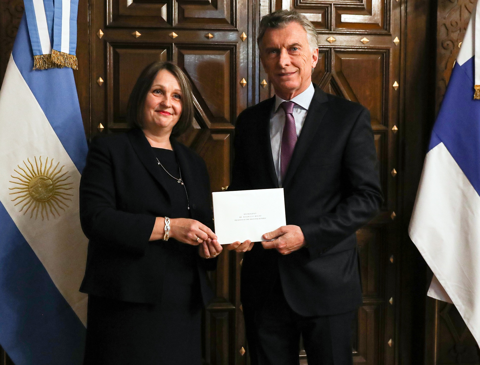 Macri recibió las cartas credenciales de cinco nuevos embajadores