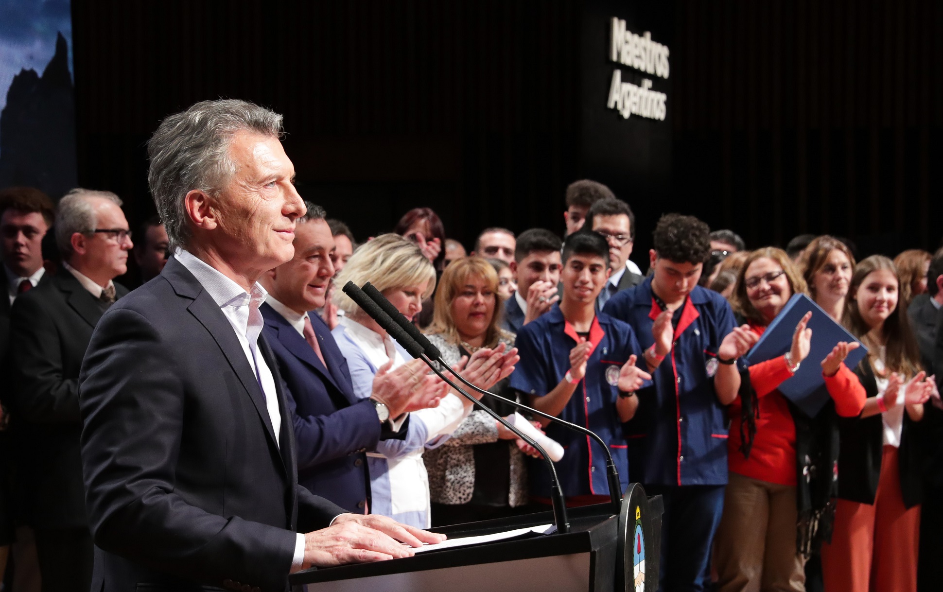 En los momentos difíciles más que nunca es importante tener presente que la educación es la que hará crecer a la Argentina