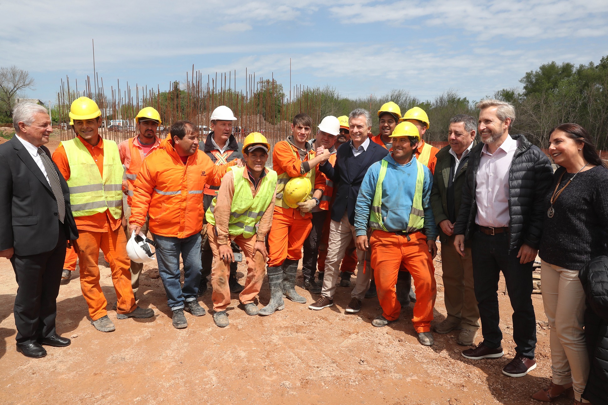 El Presidente recorrió obras para prevenir inundaciones en Entre Ríos