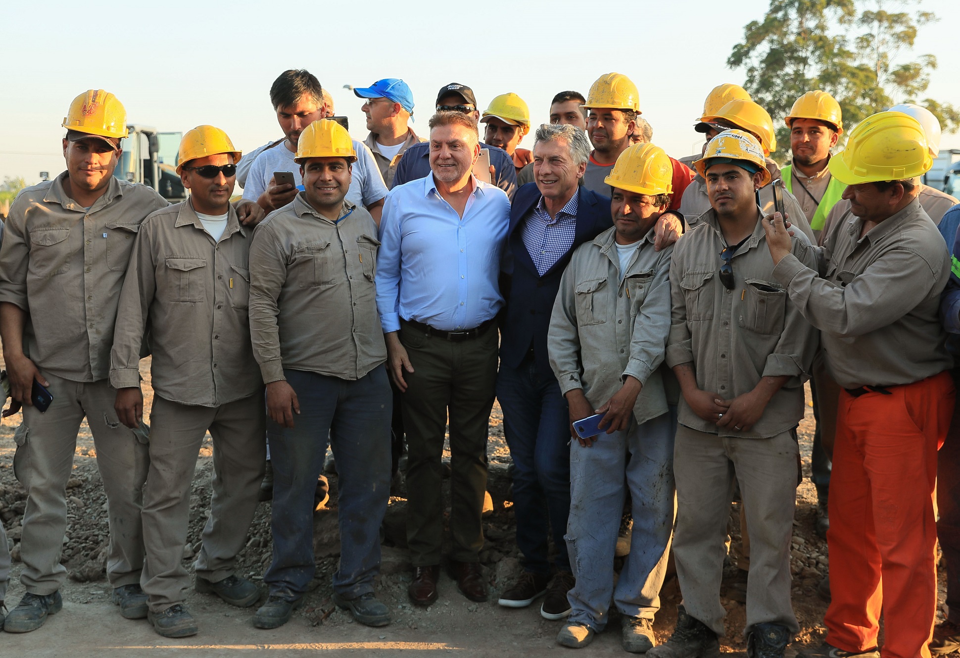 Macri recorrió obras hídricas en la provincia de Tucumán