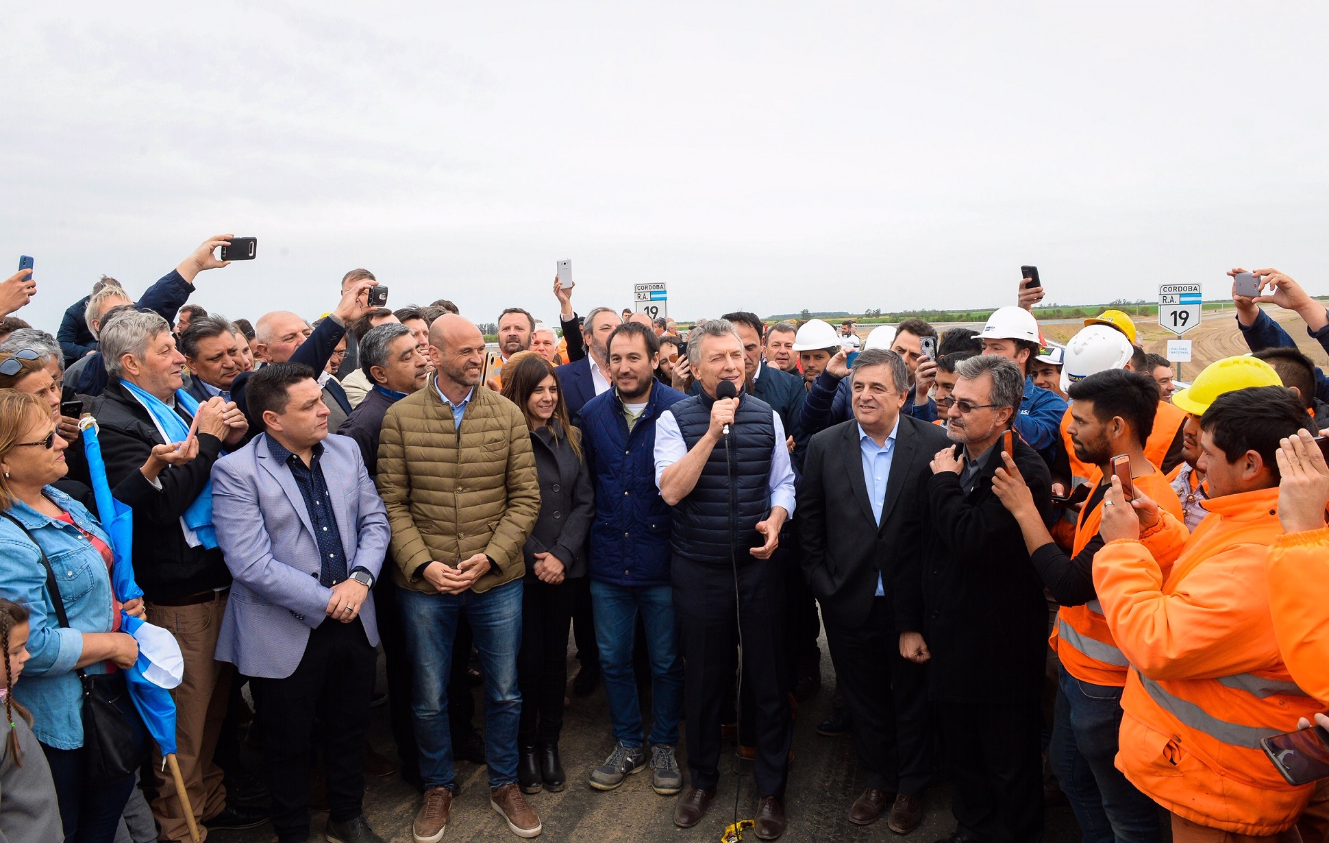 El presidente Macri inauguró obras de la nueva autopista de la Ruta 19 en Córdoba