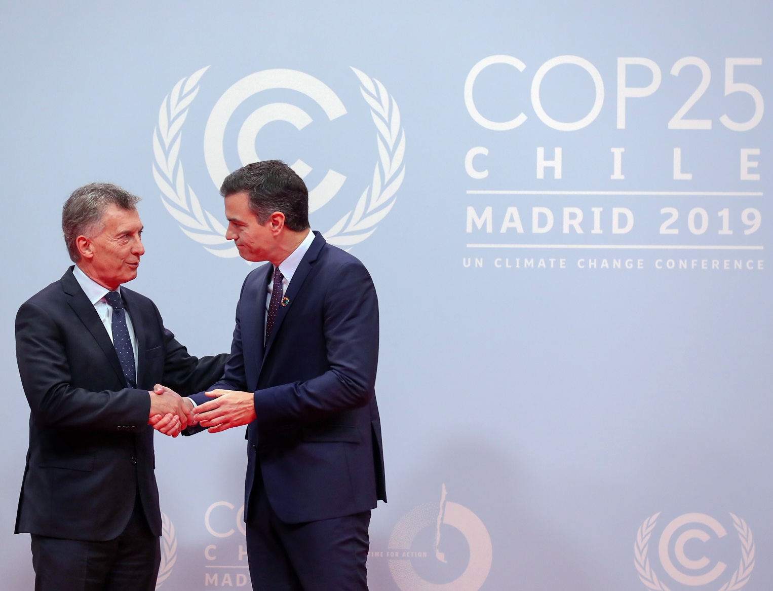 Macri fue recibido por su par español en Madrid durante la Cumbre de Cambio Climático