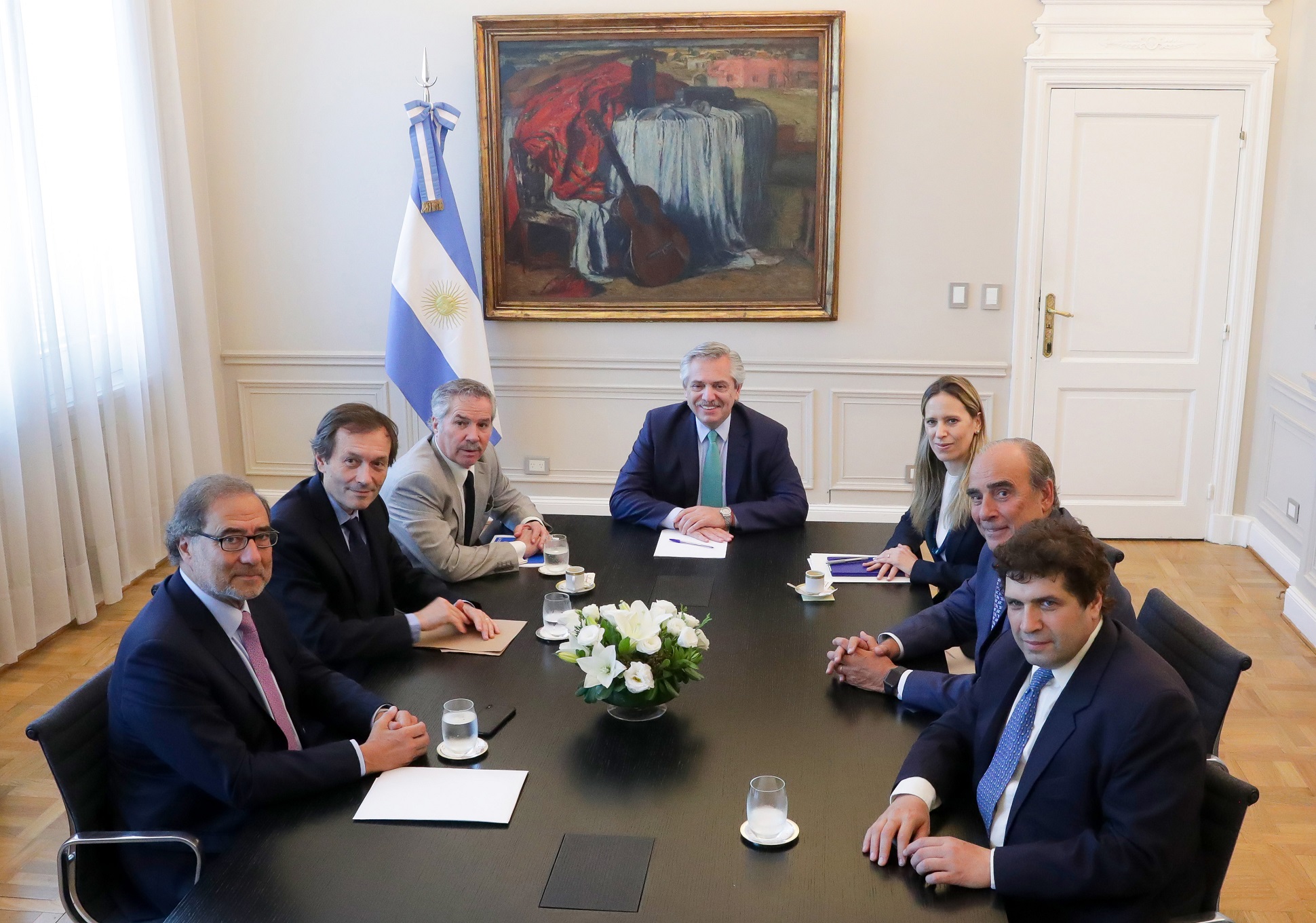 El Presidente encabezó la primera reunión del equipo encargado de la relación con EE.UU. y los organismos multilaterales