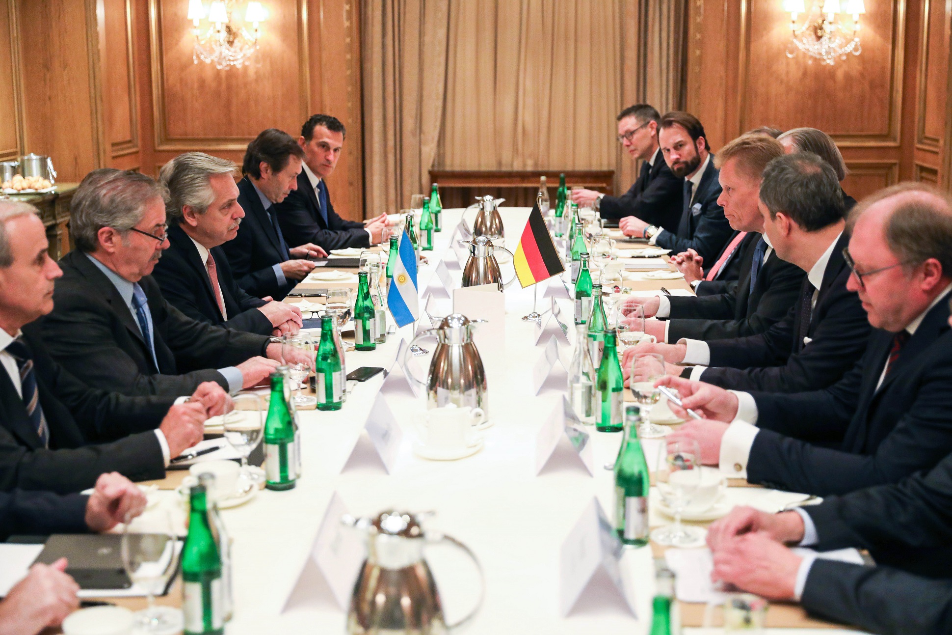 El presidente Fernández se reunió con líderes de empresas alemanas que invierten en Argentina