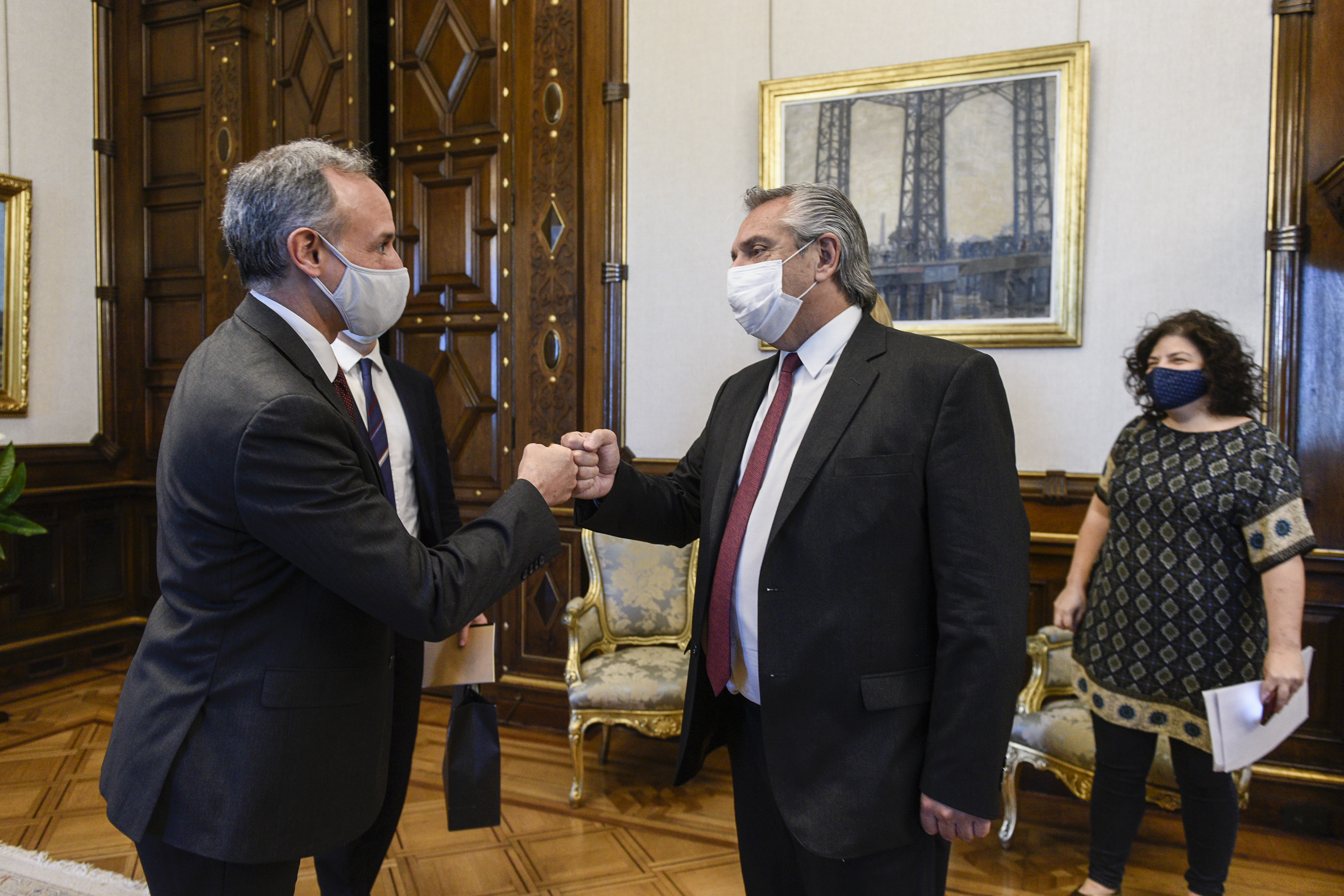 El Presidente recibió a funcionarios de México para analizar la respuesta de ambos países a la pandemia de coronavirus