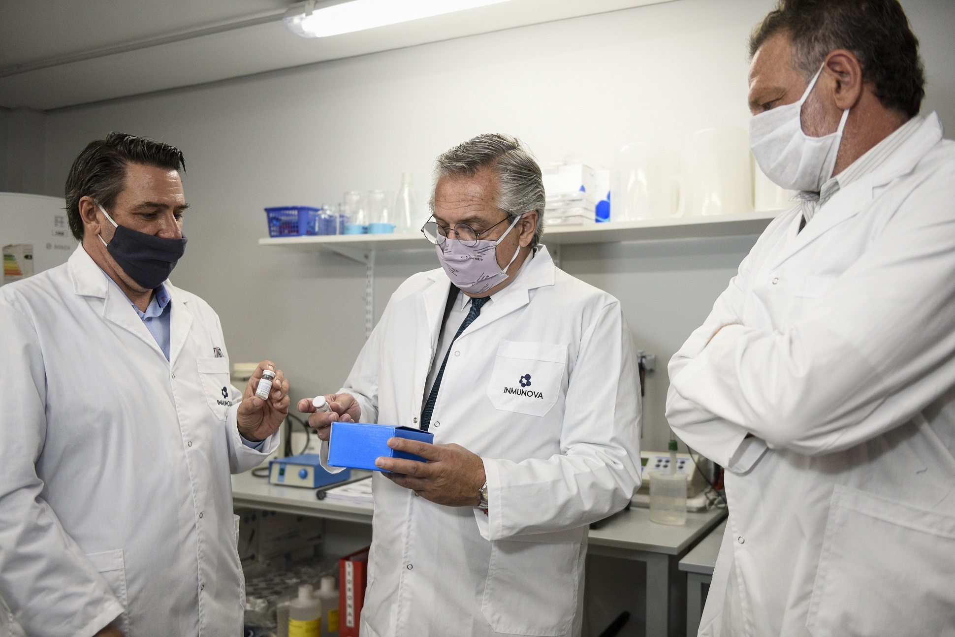 El Presidente recorrió los laboratorios de la Universidad de San Martín donde se desarrolló el suero hiperinmune anti COVID-19