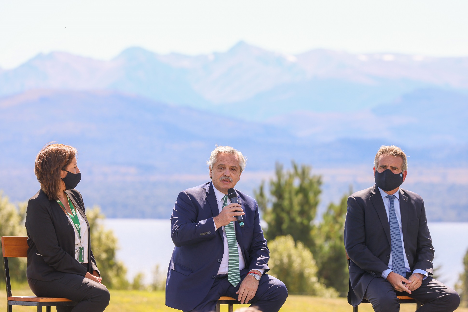 “Unidad no quiere decir que todos pensemos igual sino que queremos el mismo objetivo”, remarcó el Presidente en Bariloche