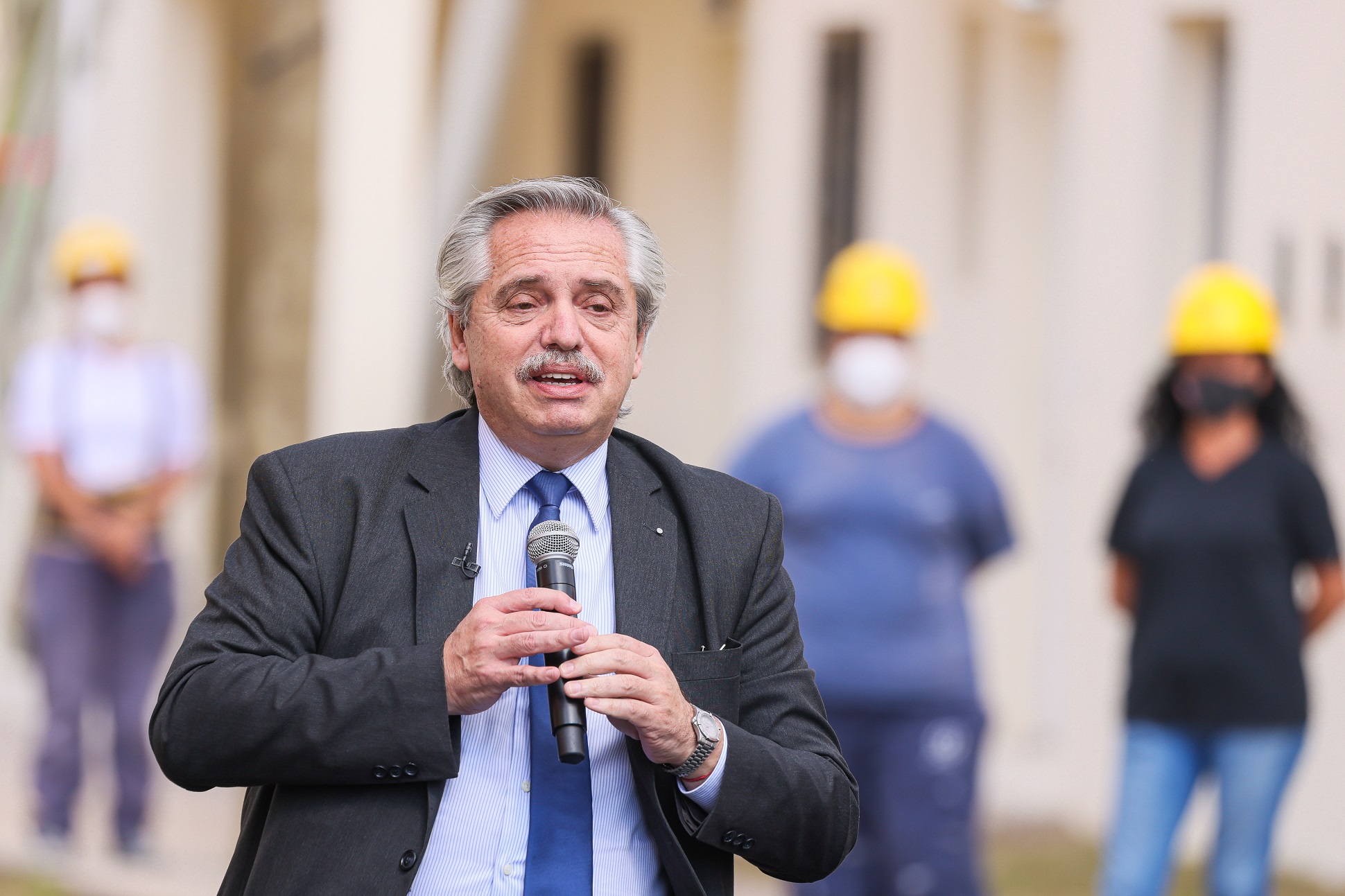 Alberto Fernández: “Hacer viviendas no es solamente darle un techo a cada uno, es darle condiciones de vida”