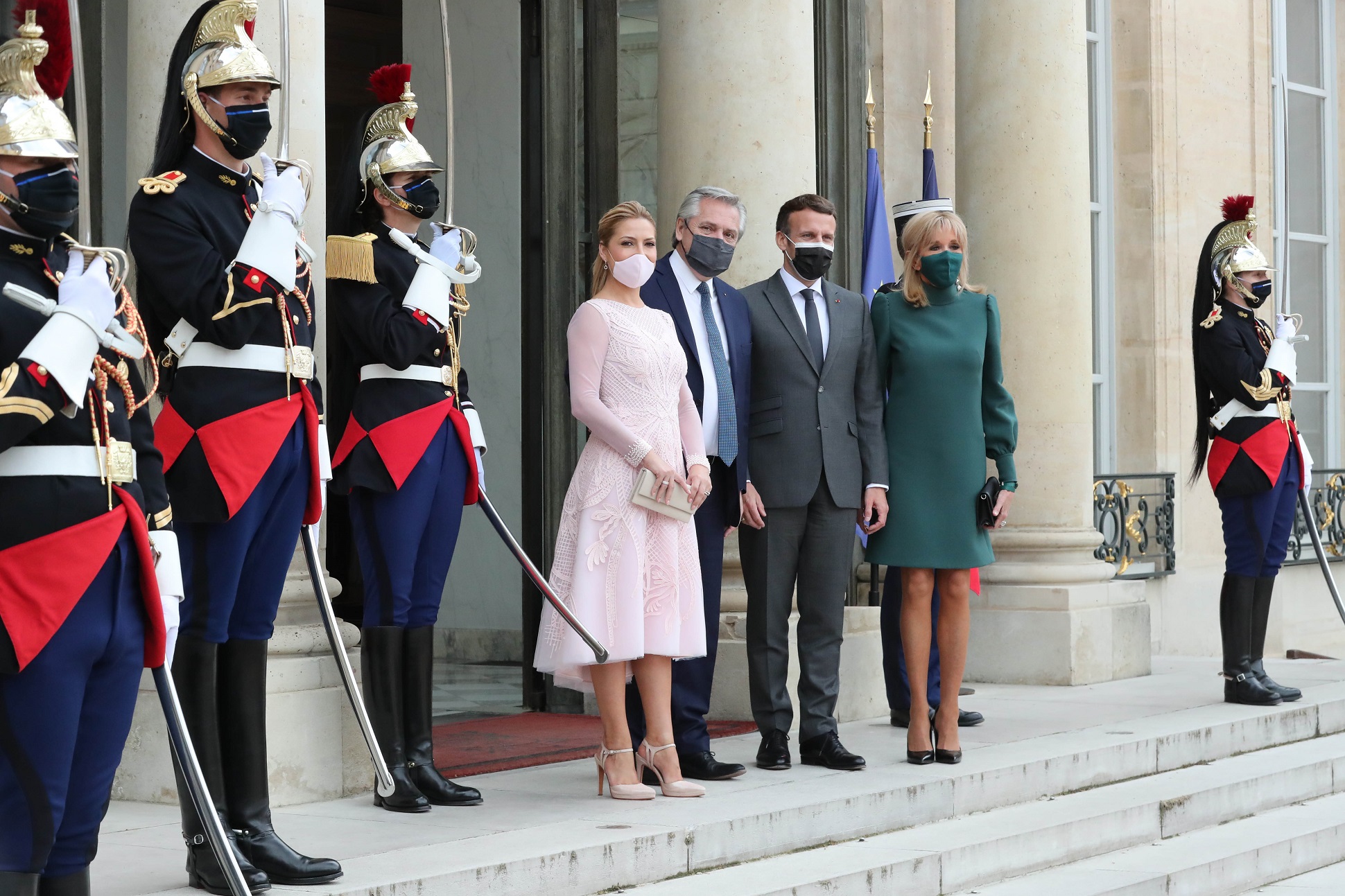 Macron a Alberto Fernández: “Sé cuáles son los esfuerzos que desempeña, señor Presidente. Francia está a su lado”