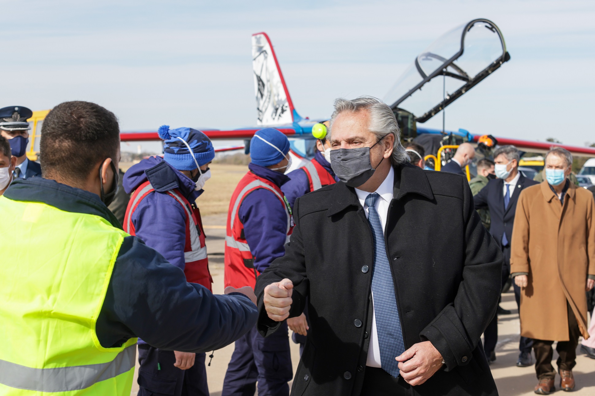 El Presidente encabezó en Córdoba la entrega a la Fuerza Aérea de una novedosa versión del Pampa III