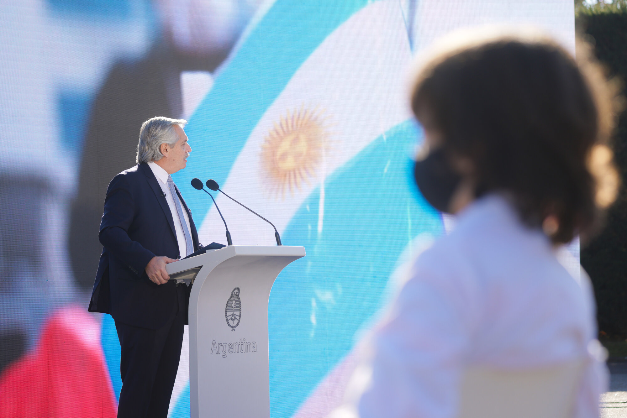 “Vamos a seguir trabajando para que en Argentina se terminen las diferencias”, afirmó el Presidente en el Día de la Bandera