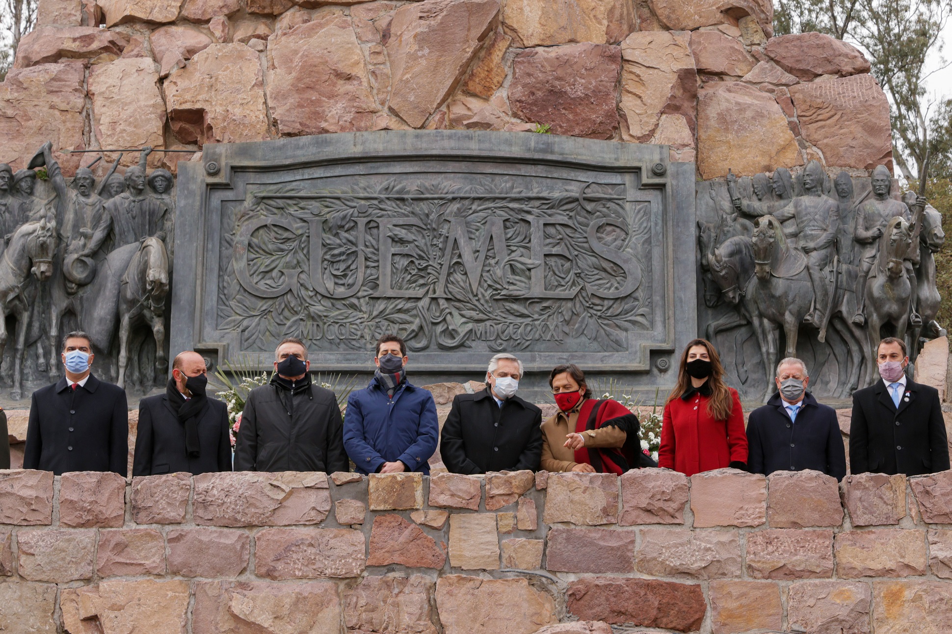 “Voy a trabajar por reconstruir un país federal”, dijo el Presidente en Salta en el acto por el bicentenario del fallecimiento de Güemes