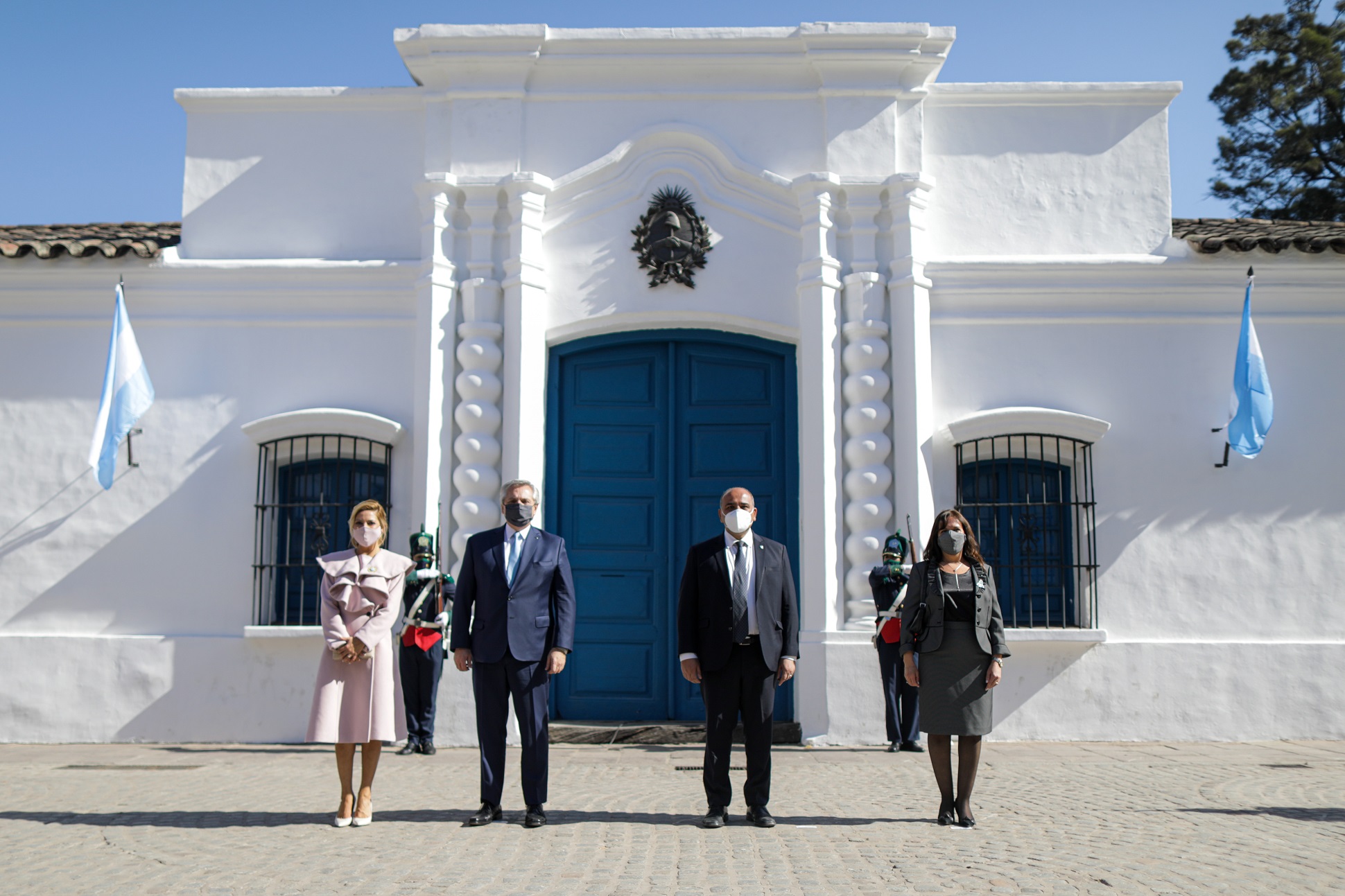 Alberto Fernández: “Todos los días peleamos para que la Argentina se ponga de pie y contra los que quieren ver al país arrodillado”