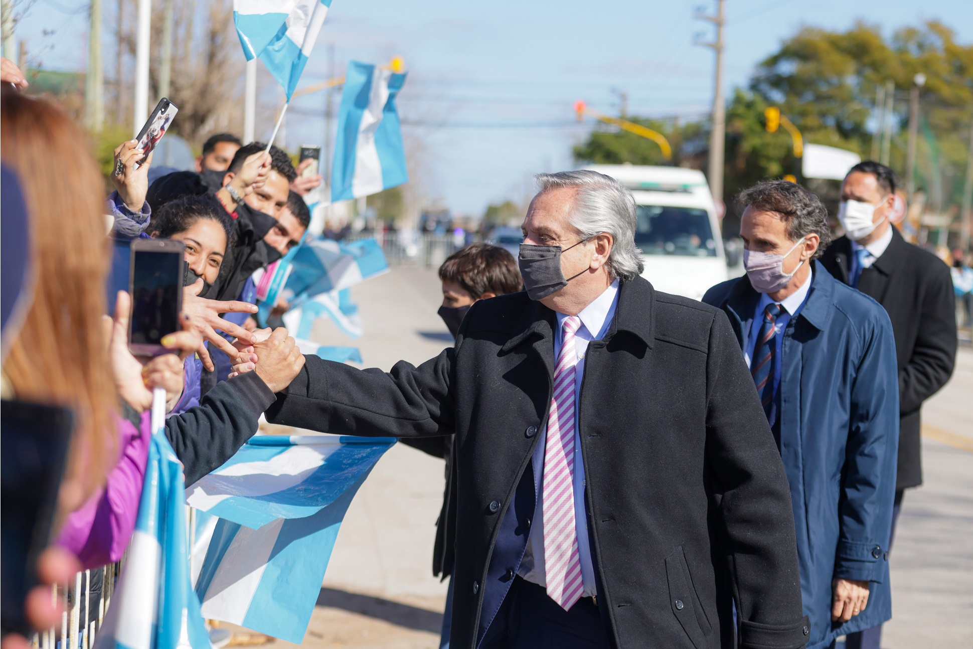 Con una inversión de 22.008 millones de pesos, el Presidente inauguró en simultáneo 100 obras en toda la Argentina