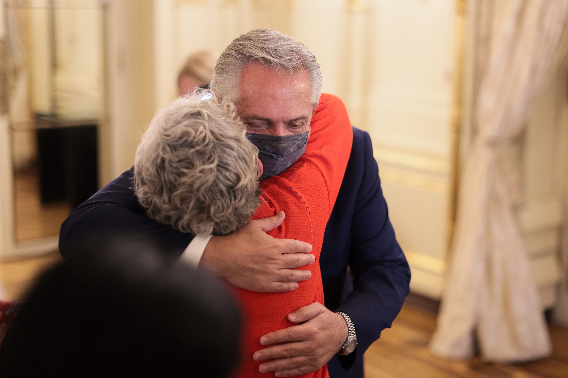 El presidente saludó a las primeras beneficiarias de jubilaciones por Reconocimiento de Aportes de Tareas de Cuidado