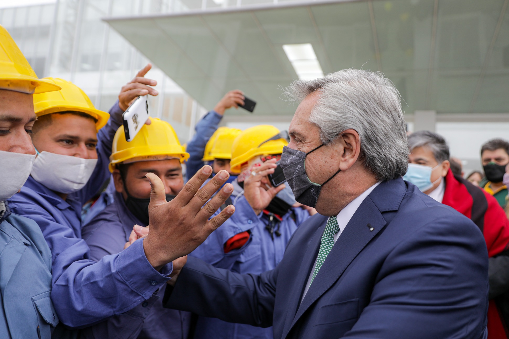 “El mensaje que recibimos lo hemos oído, dijo el Presidente, y convocó a redoblar el esfuerzo para recuperar el trabajo, la educación y la salud pública