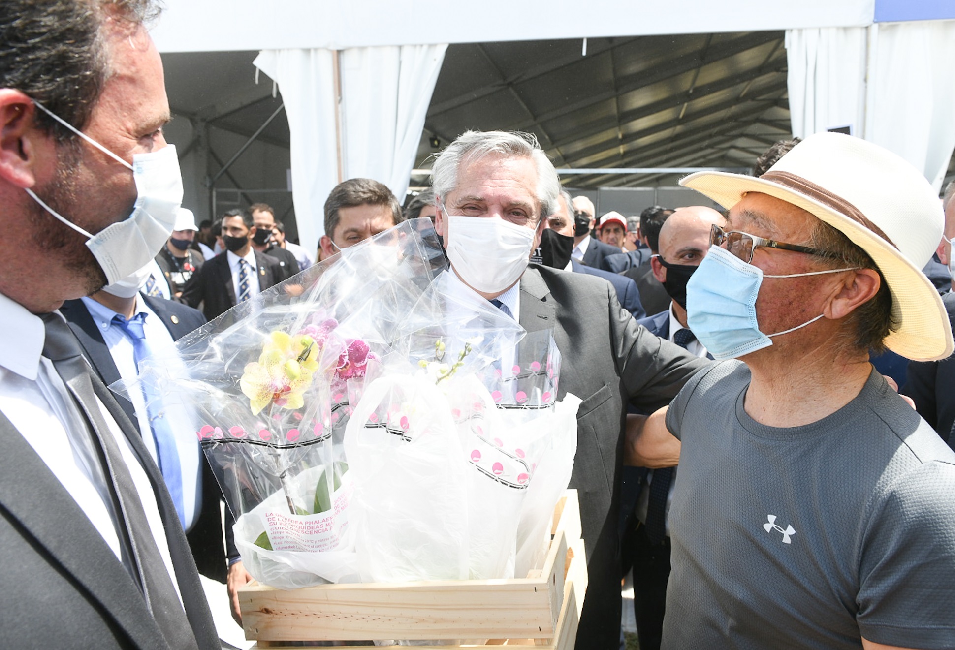 El presidente Alberto Fernández recorrió stands de empresas locales y regionales en el multievento de negocios, Expo Escobar