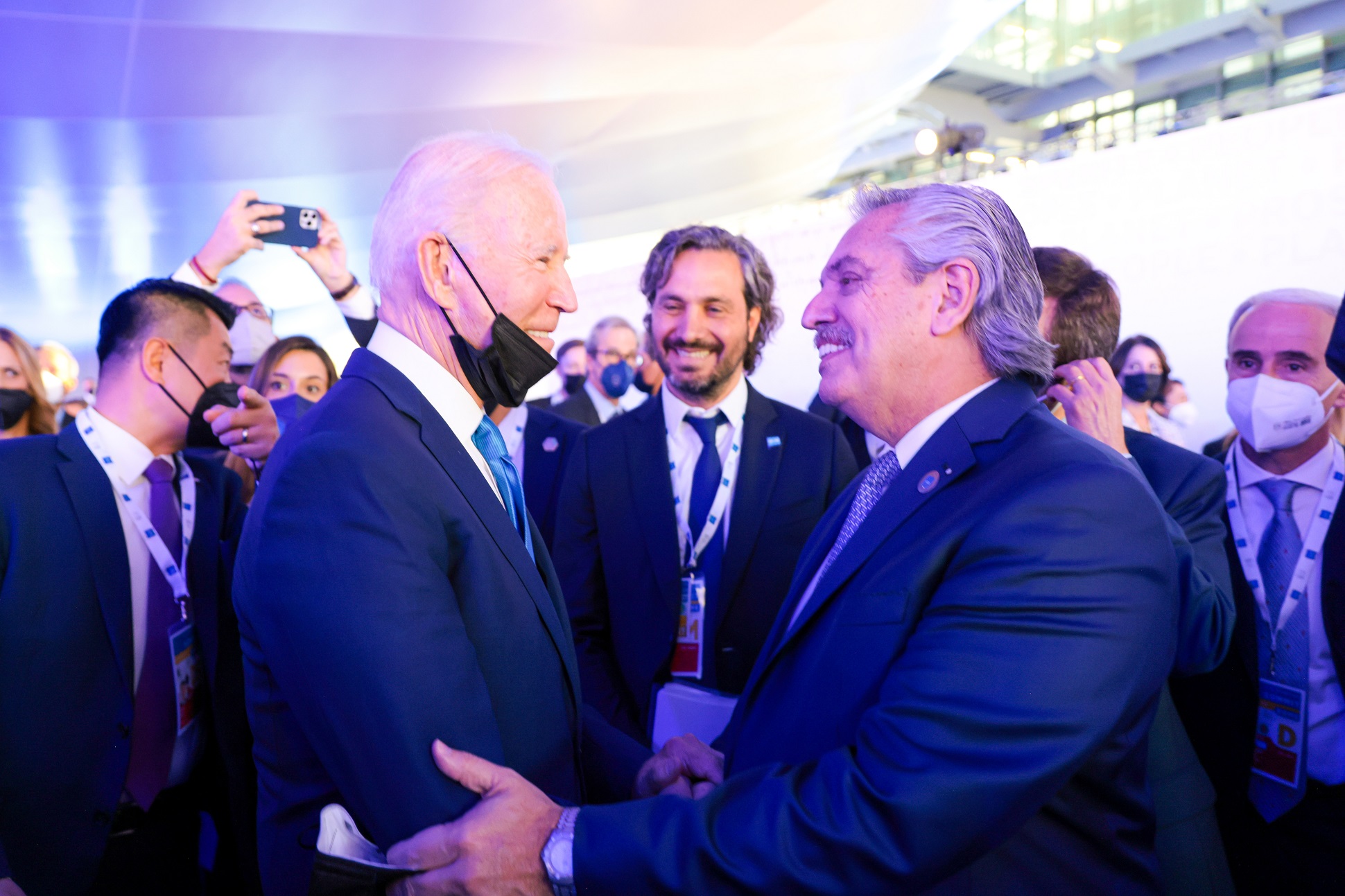 El Presidente se saludó con Joe Biden y Jair Bolsonaro en la Cumbre del G20