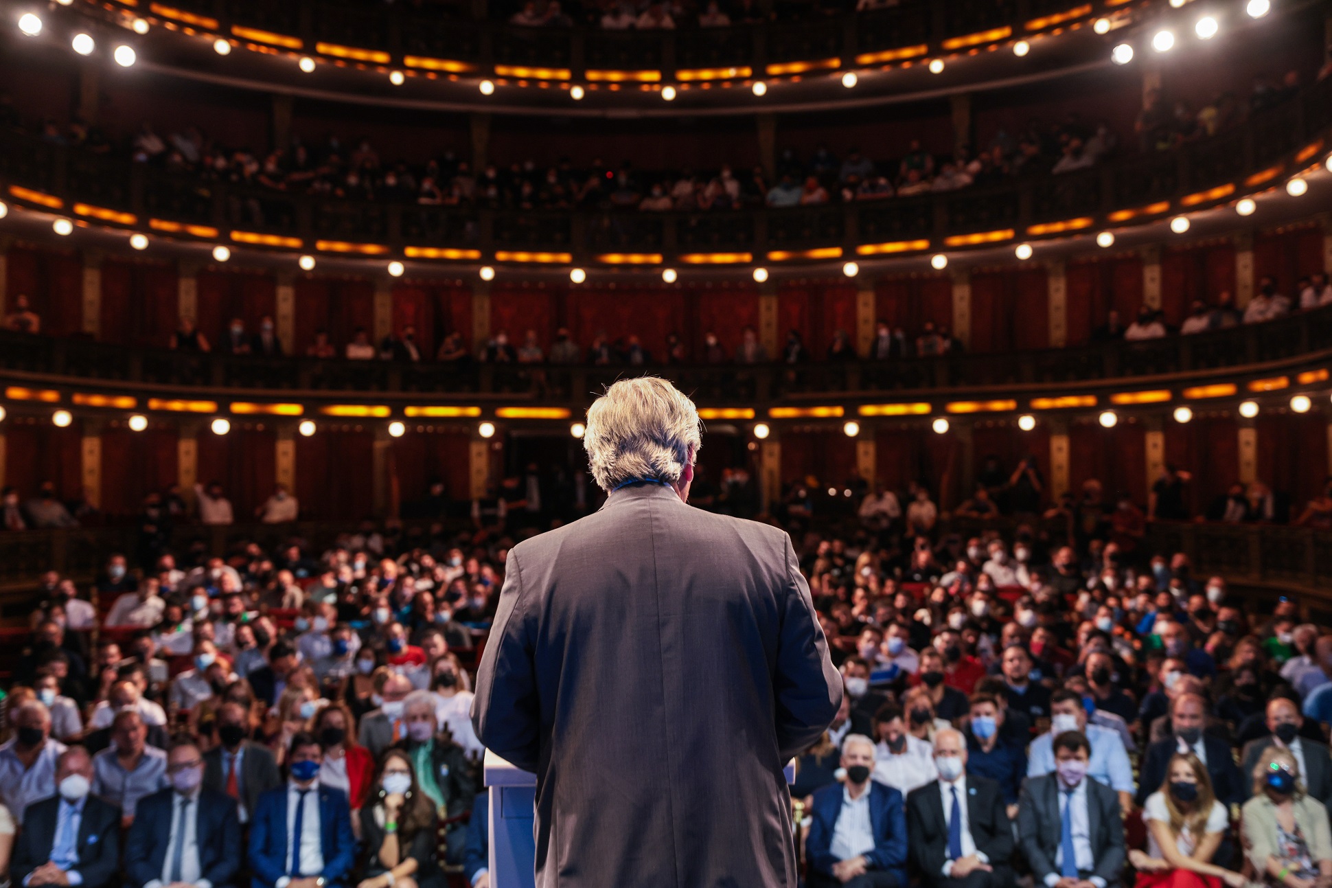 El presidente encabezó el Consejo Económico y Social y delineó los 10 desafíos estructurales de su gobierno para el próximo año