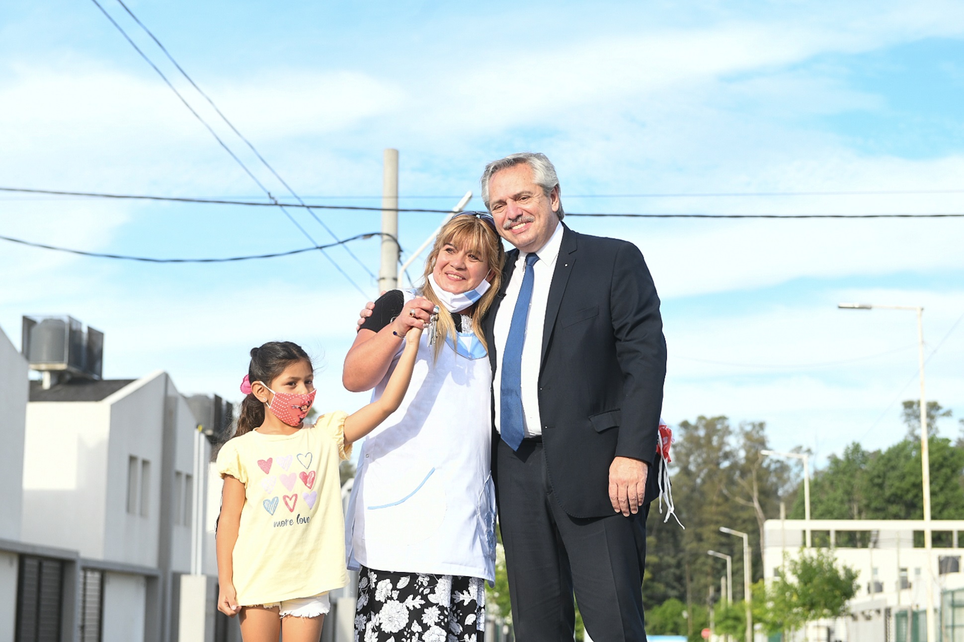 Garantizar que todos tengan un techo es hoy un imperativo moral, dijo el presidente