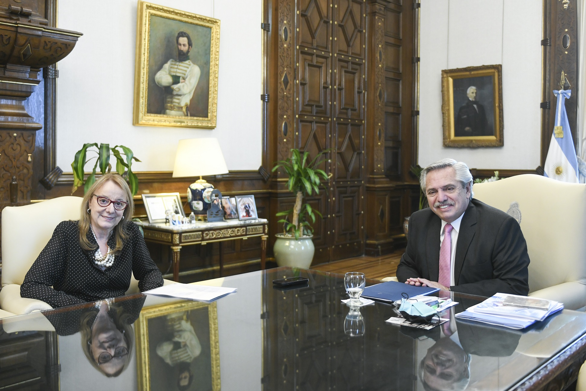 El presidente Alberto Fernández recibió en Casa Rosada a la gobernadora Alicia Kirchner