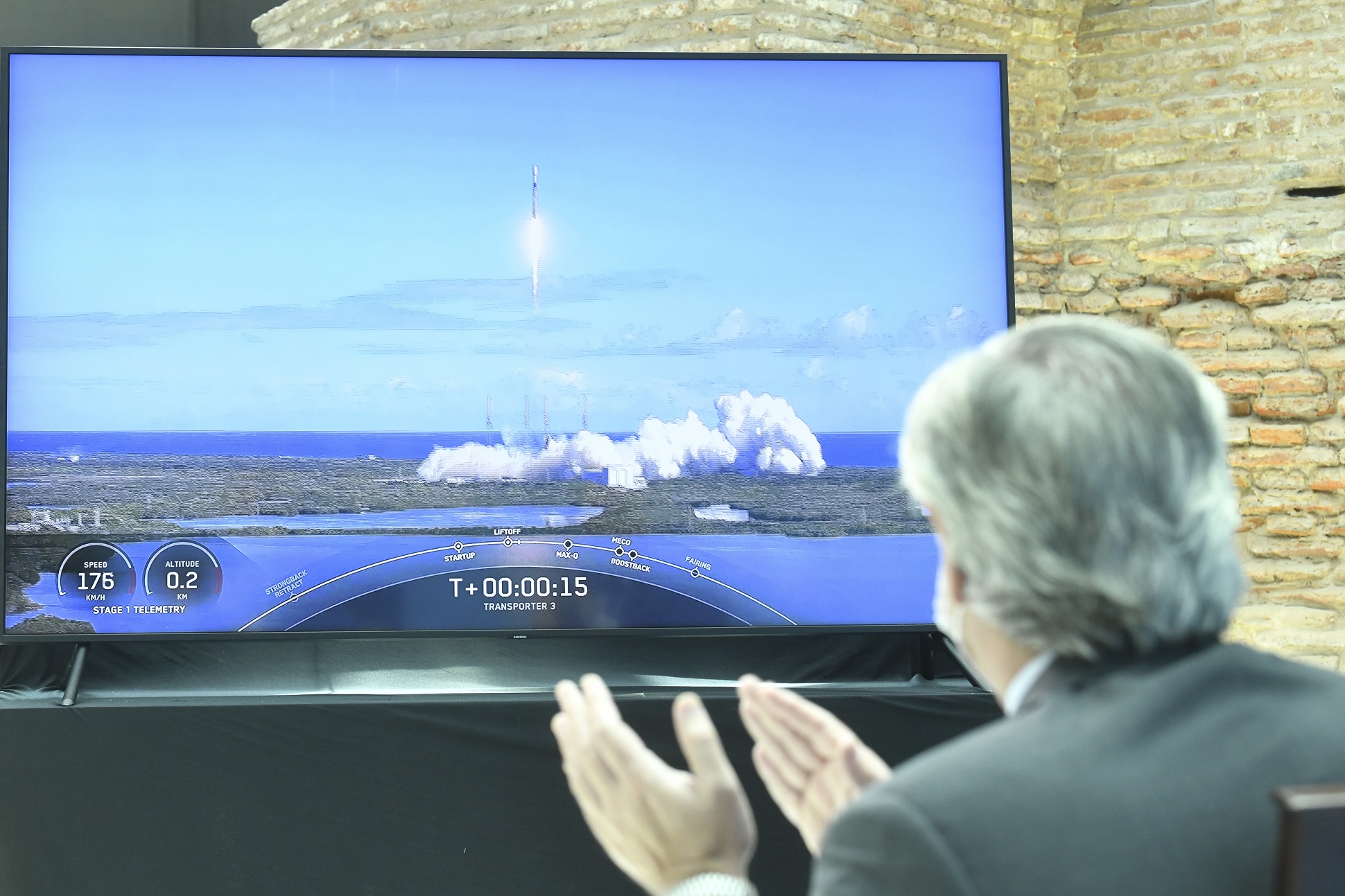 Esto es soberanía, dijo el presidente luego del lanzamiento del primer satélite miniatura argentino