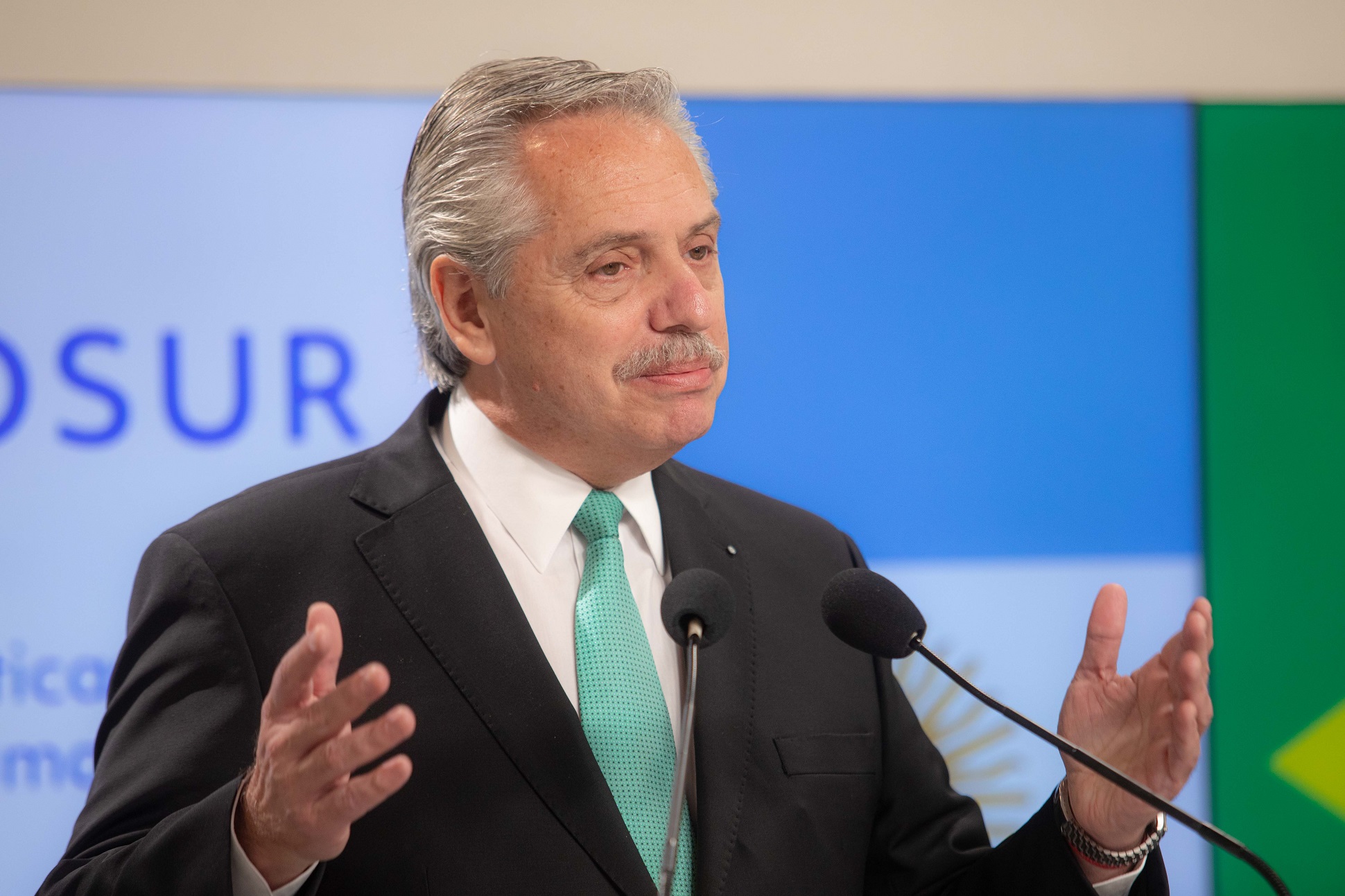 El presidente pidió “poner el problema de la igualdad de géneros en la mesa de discusión del Mercosur”