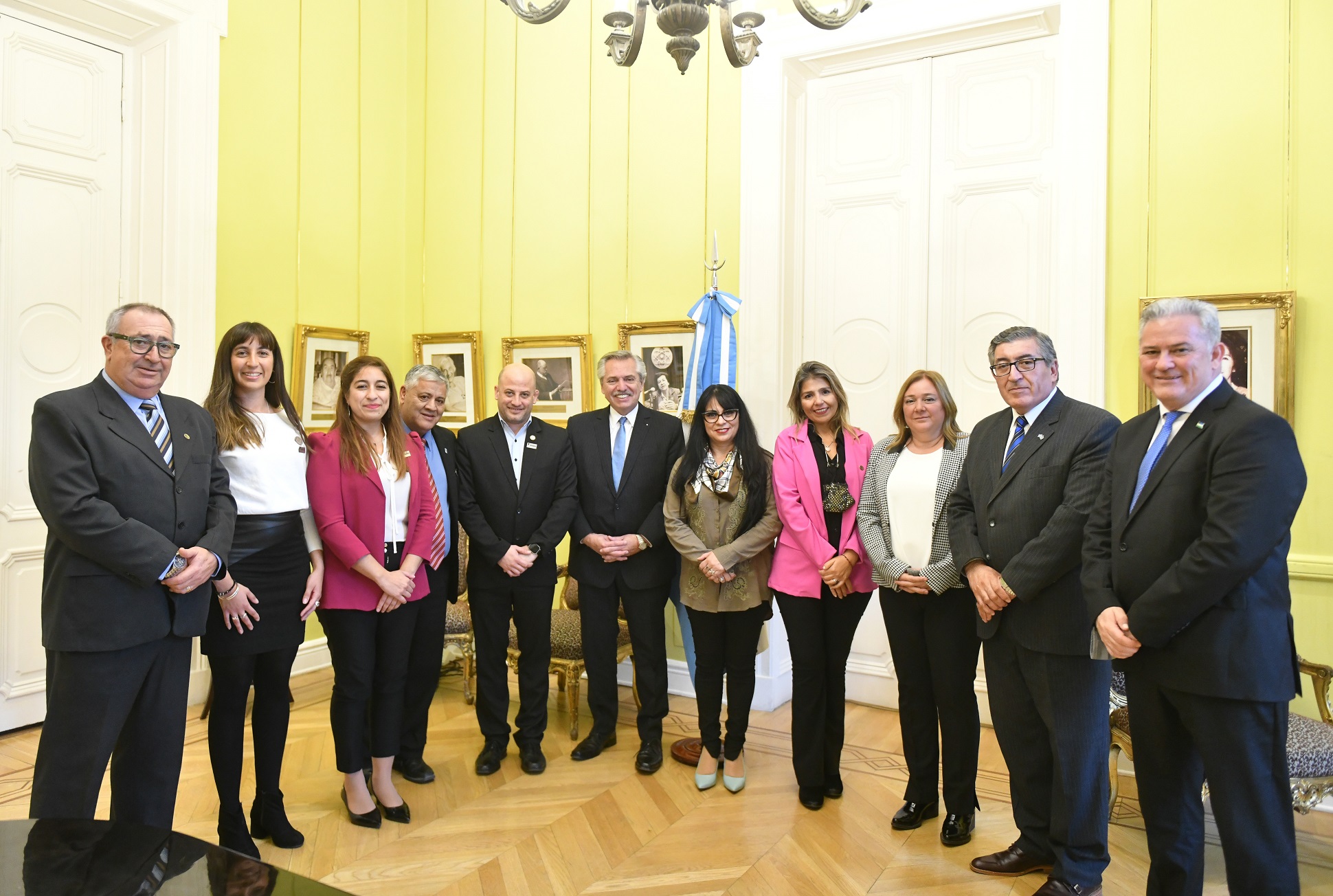 El presidente recibió a los representantes del Parlamento Patagónico