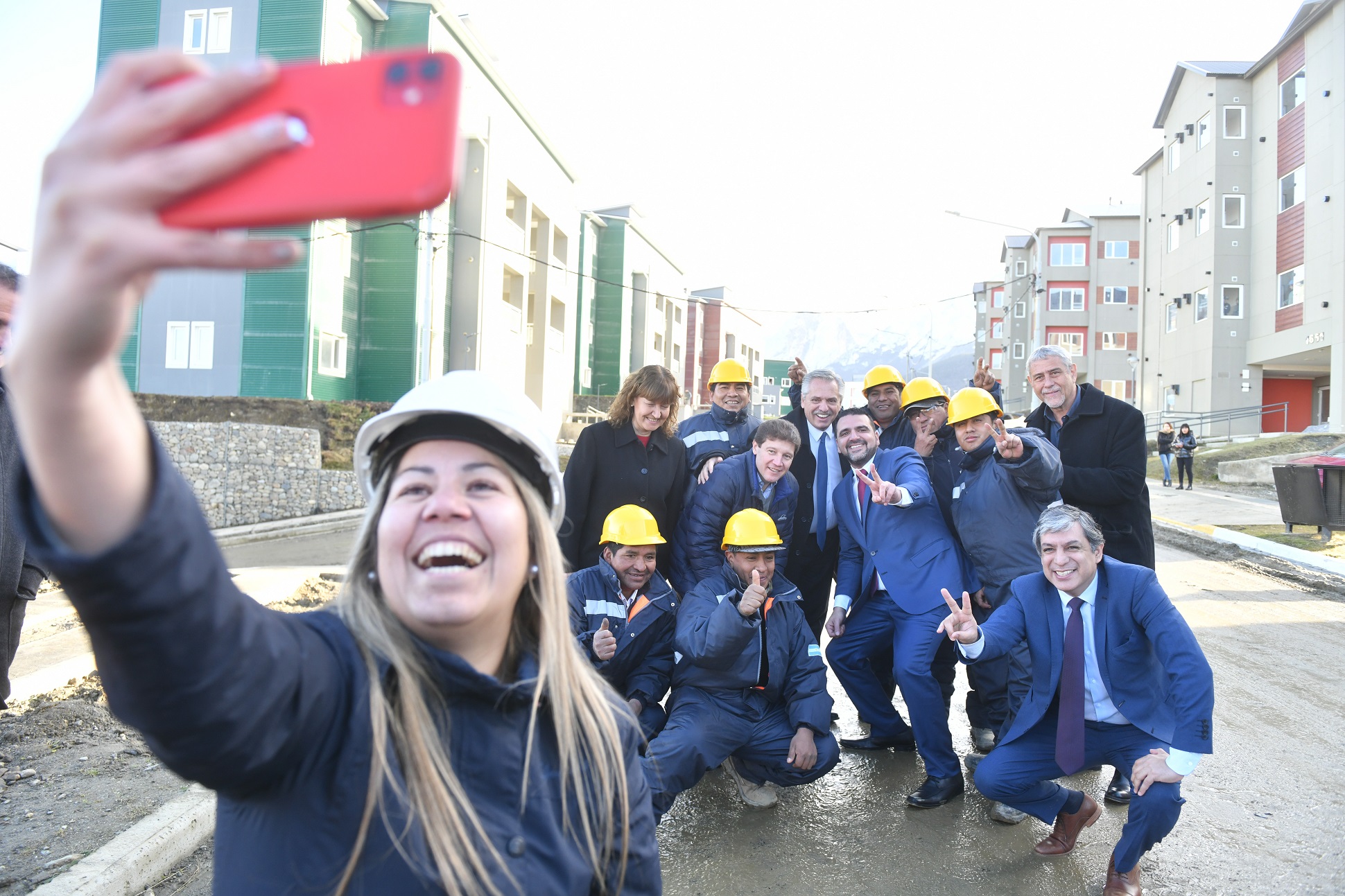 El presidente entregó el crédito 50 mil para la construcción en Tierra del Fuego