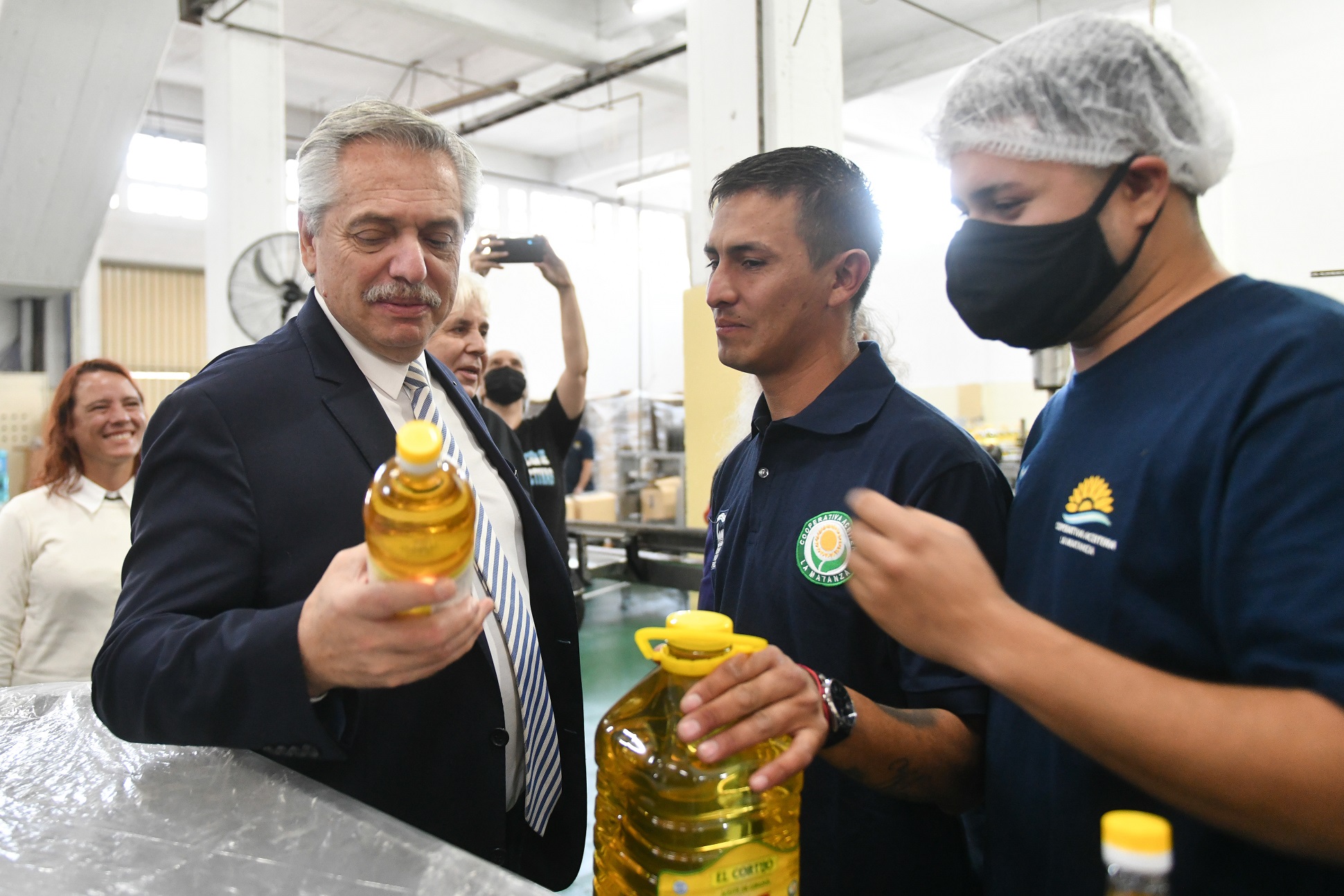 “Hay que darle las herramientas a la economía popular para que siga creciendo”, afirmó el presidente