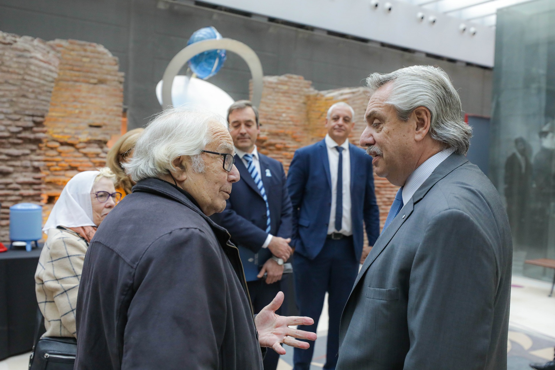 “Los Derechos Humanos son una bandera que inalterablemente levantaremos para ser una sociedad mejor”, dijo el presidente