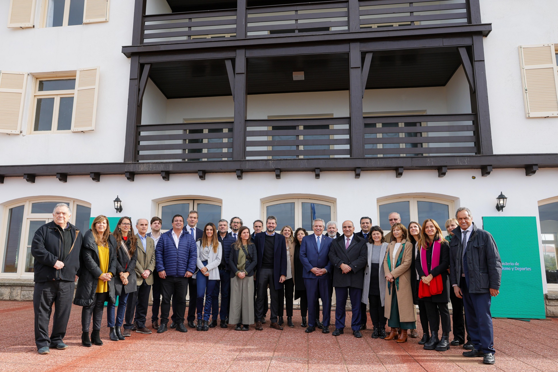 Alberto Fernández: “Tenemos que tomar la bandera de Evita y luchar más que nunca”