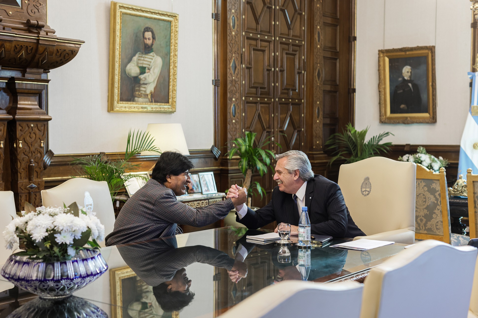El presidente recibió al ex mandatario de Bolivia, Evo Morales