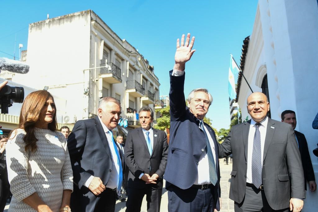 Alberto Fernández: “Para poder avanzar como comunidad que somos, debemos derribar muros y comenzar a construir puentes”