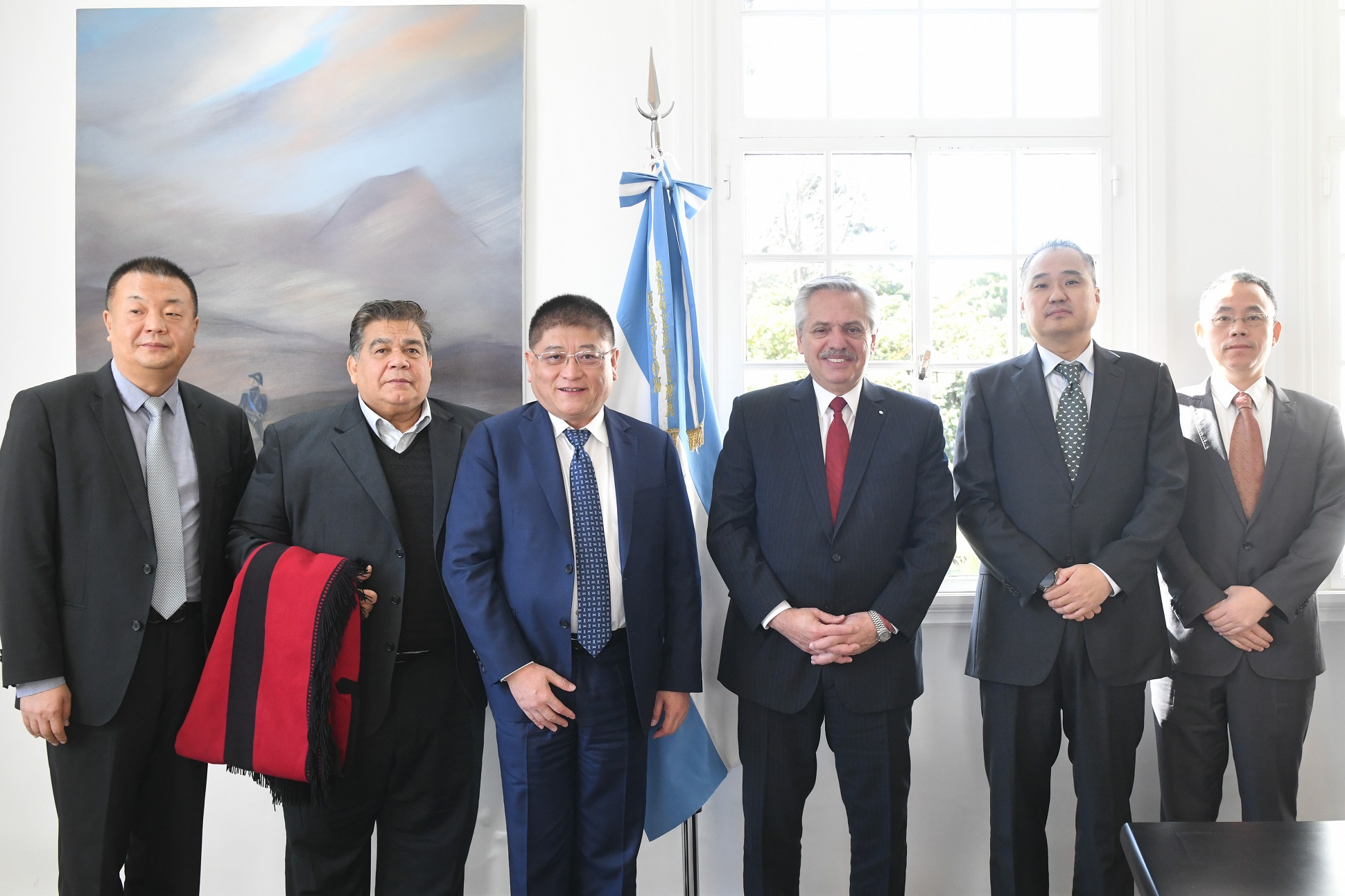 El presidente recibió a las autoridades de la empresa china CITIC Construcción