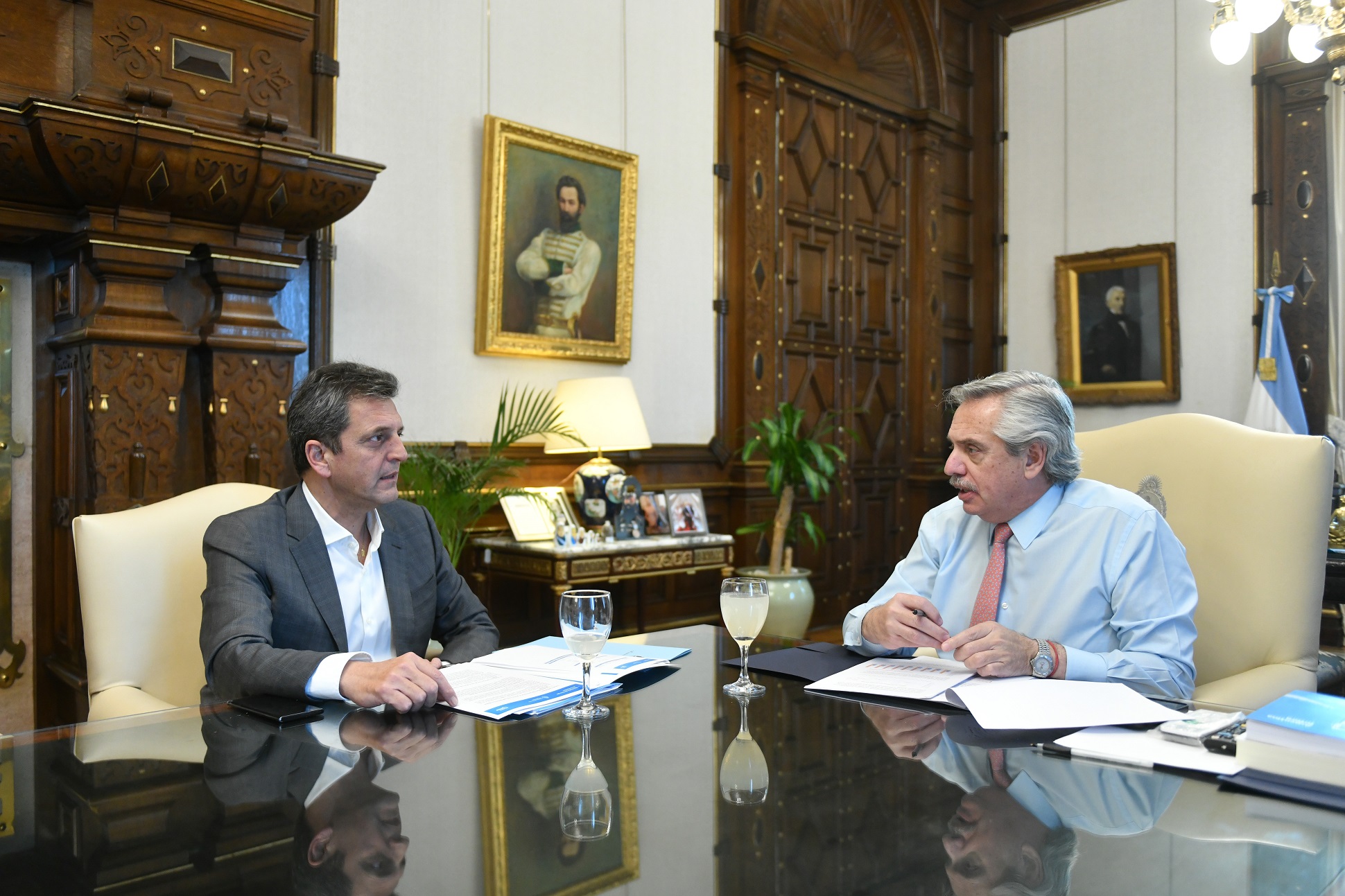 El presidente recibió al ministro de Economía, Sergio Massa