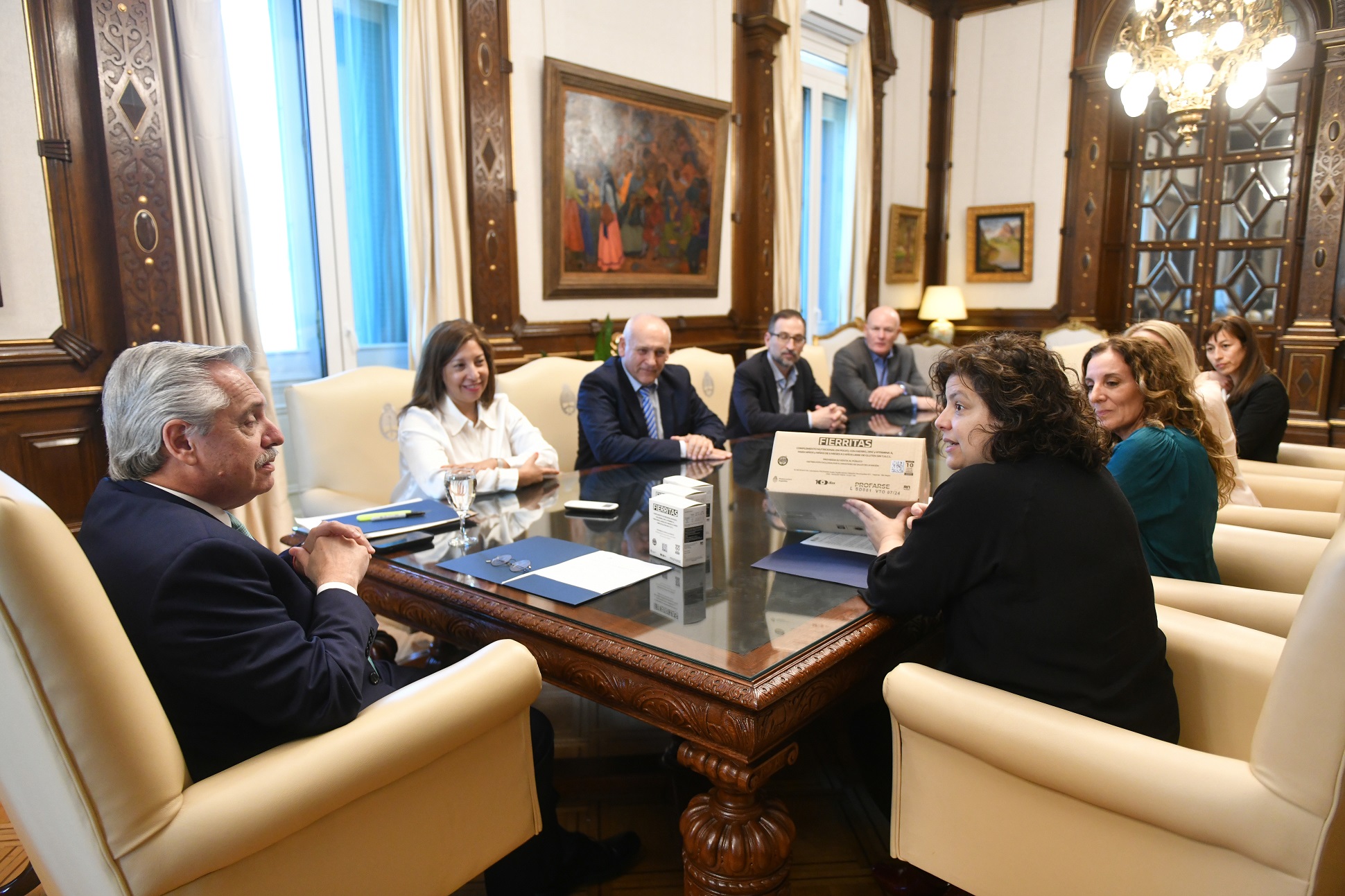 El presidente presentó el programa Fierritas para prevenir la anemia infantil mediante un complemento producido en laboratorio público