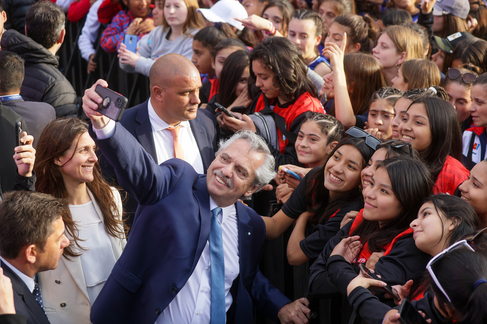 Con más de 25.000 jóvenes el presidente encabezó la inauguración de los Juegos Nacionales Evita 2022